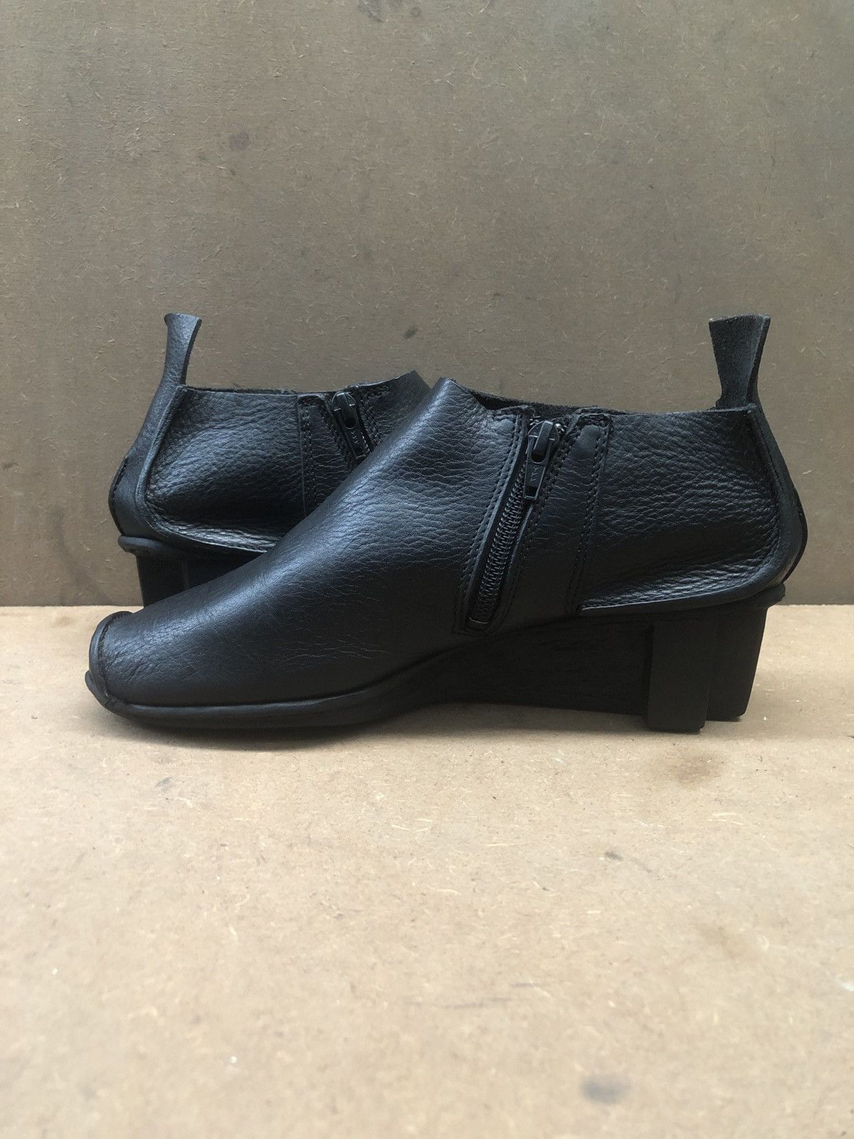 Trippen Trippen Black Calfskin Leather Women’s Ankle Shoes Size 39 Size US 8 / IT 38 - 6 Thumbnail