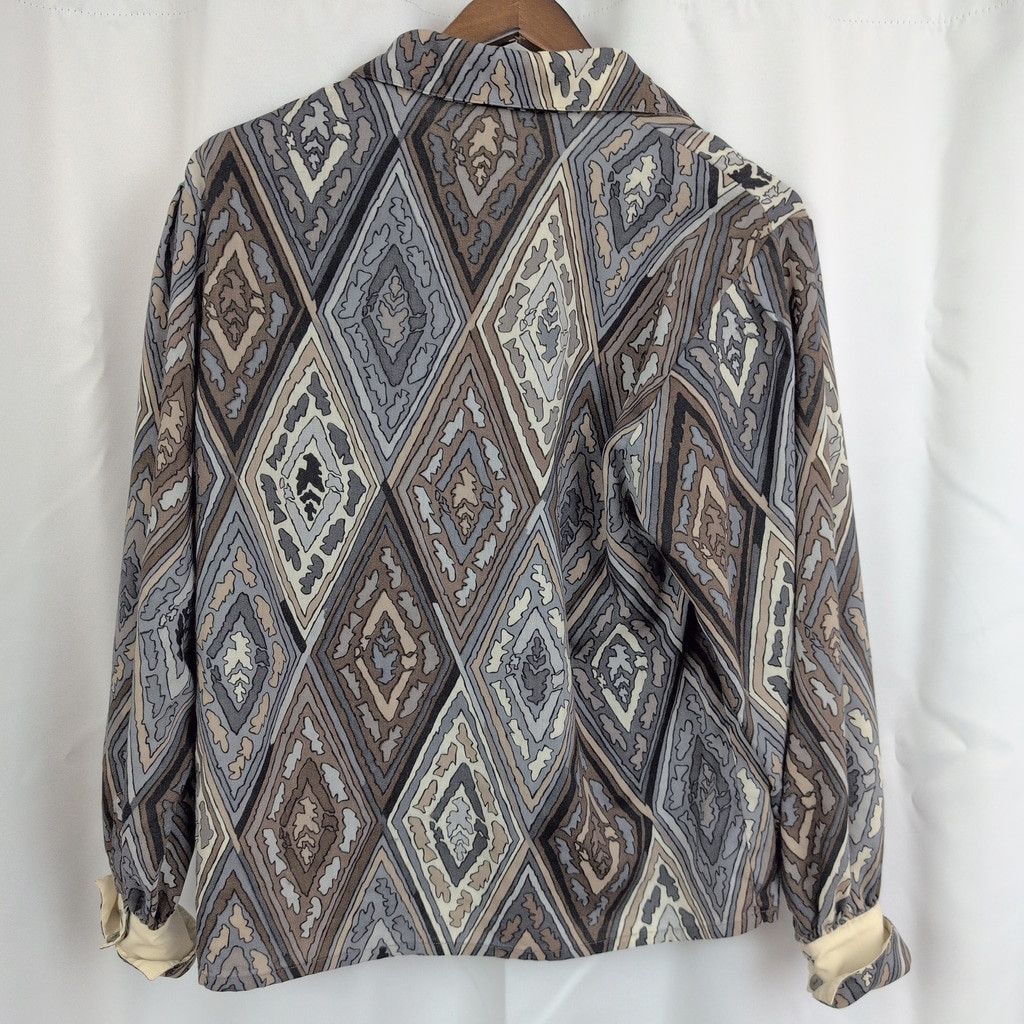 Jaeger Jaeger London lightweight wool geometric pattern shirt Size L / US 10 / IT 46 - 8 Thumbnail