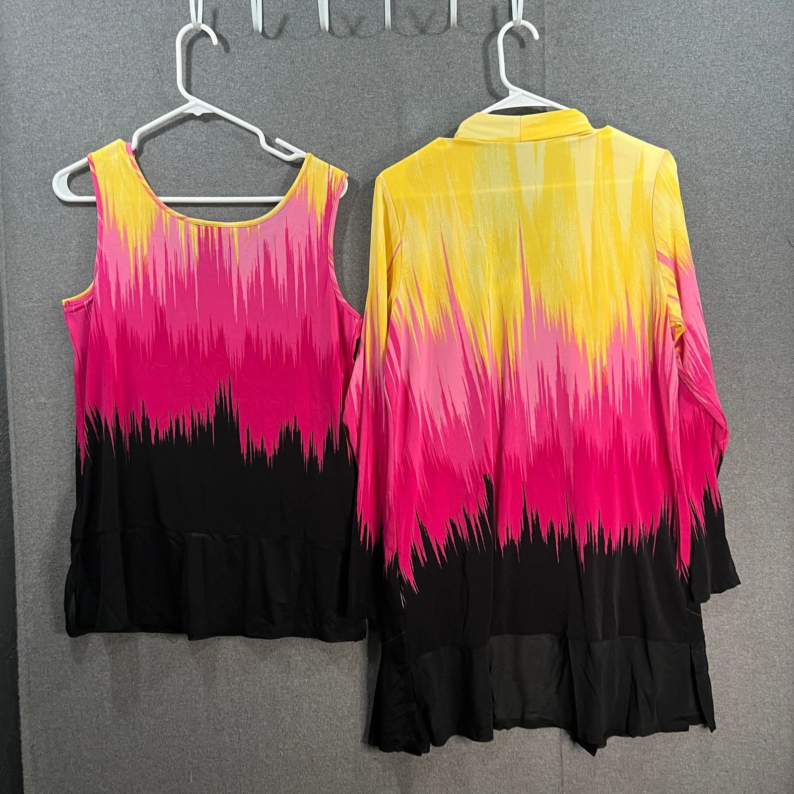Other Attitudes by Renee Jersey Mesh Trim Tank & Cardigan Set Size M / US 6-8 / IT 42-44 - 2 Thumbnail