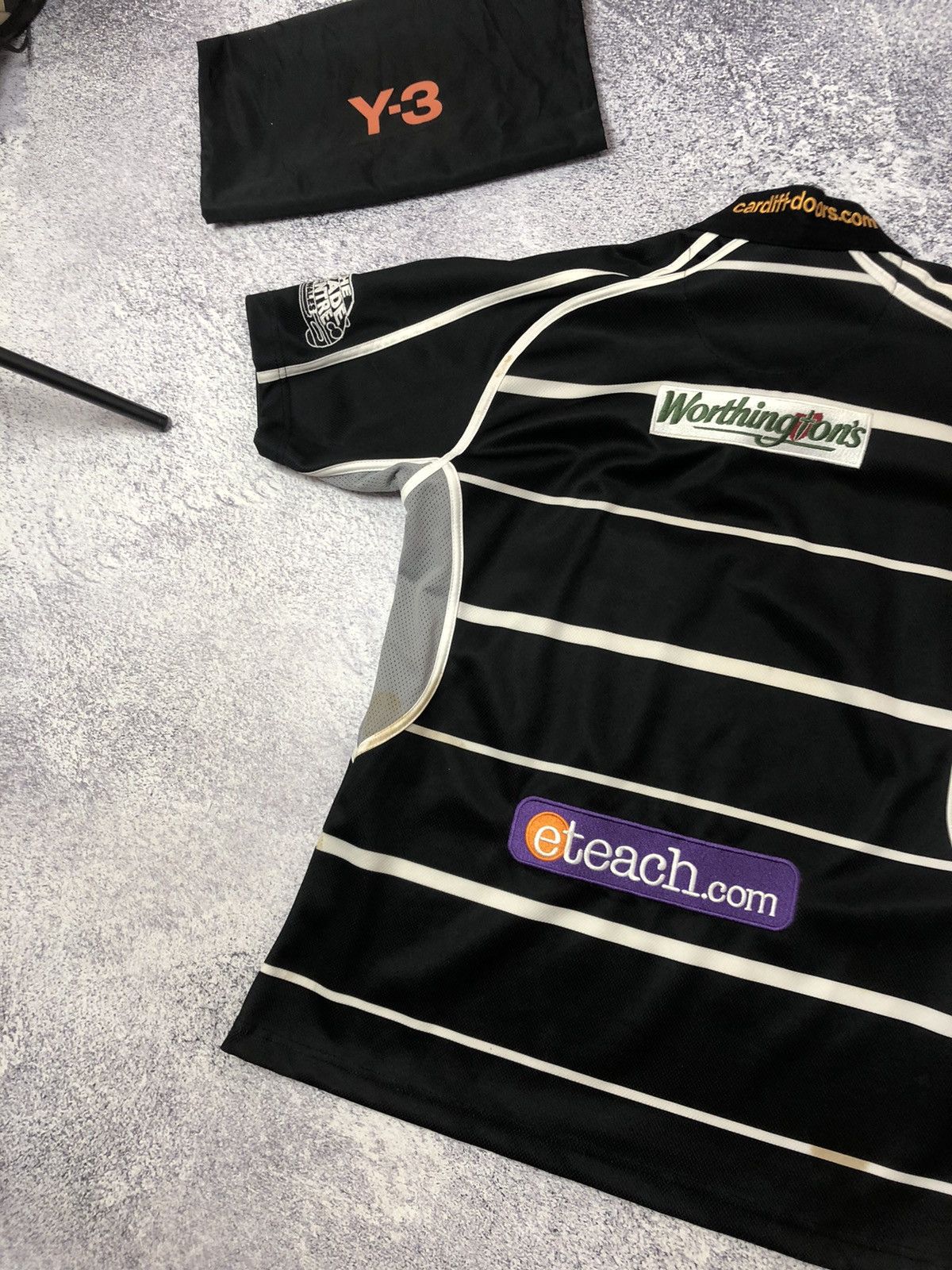 Other Men’s vintage jersey Rugby Ospreys size L y2k casual ykk Size US L / EU 52-54 / 3 - 11 Thumbnail