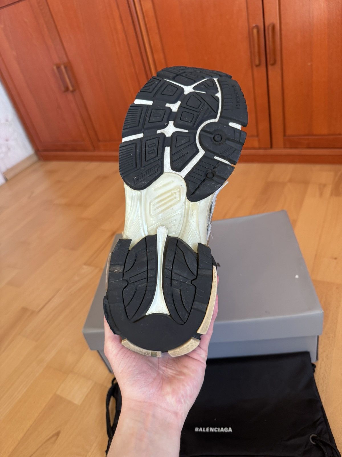 Balenciaga Balenciaga Runner Beige Size US 8 / EU 41 - 9 Thumbnail