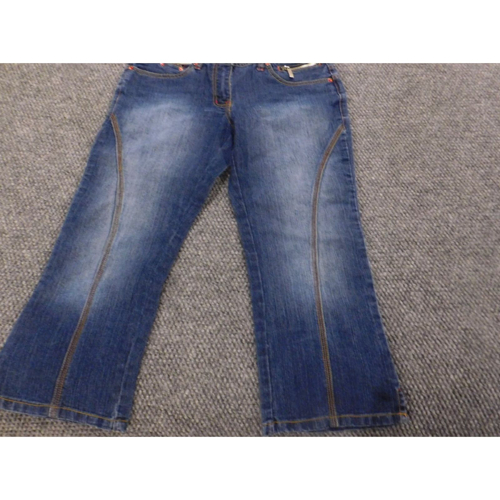 Ecko Unltd. Ecko Unltd. Jeans Women 7 Blue Capri Denim Straight Slim Stretch Zip Modern Regular 30in Waist Inseam 22in Size 28" / US 6 / IT 42 - 4 Thumbnail