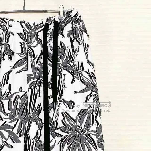 Louis Vuitton Louis Vuitton SS23 Floral Print Pants. Size 37" - 3 Thumbnail