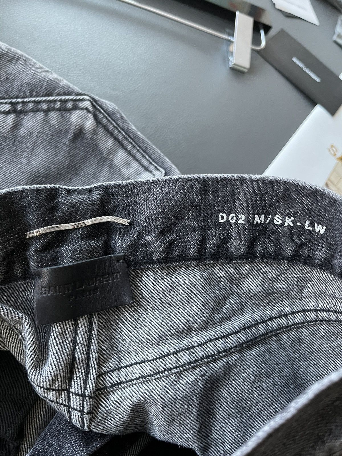 Saint Laurent Paris Saint Laurent Super Runway Skinny D02 Denim Jeans Size US 30 / EU 46 - 16 Thumbnail