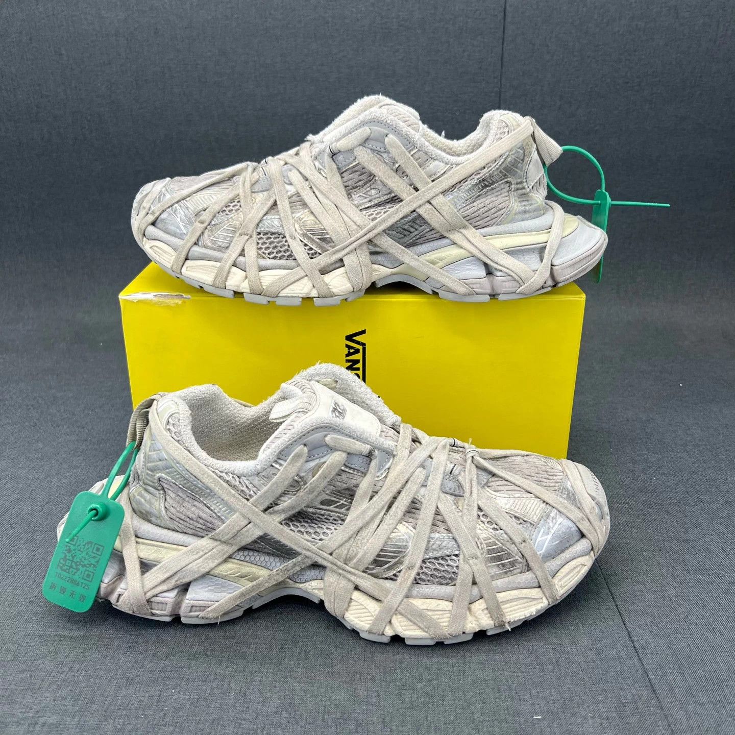 Balenciaga Balenciaga 3XL Crazy Strap Gray EU42 New Size US 9 / EU 42 - 2 Thumbnail