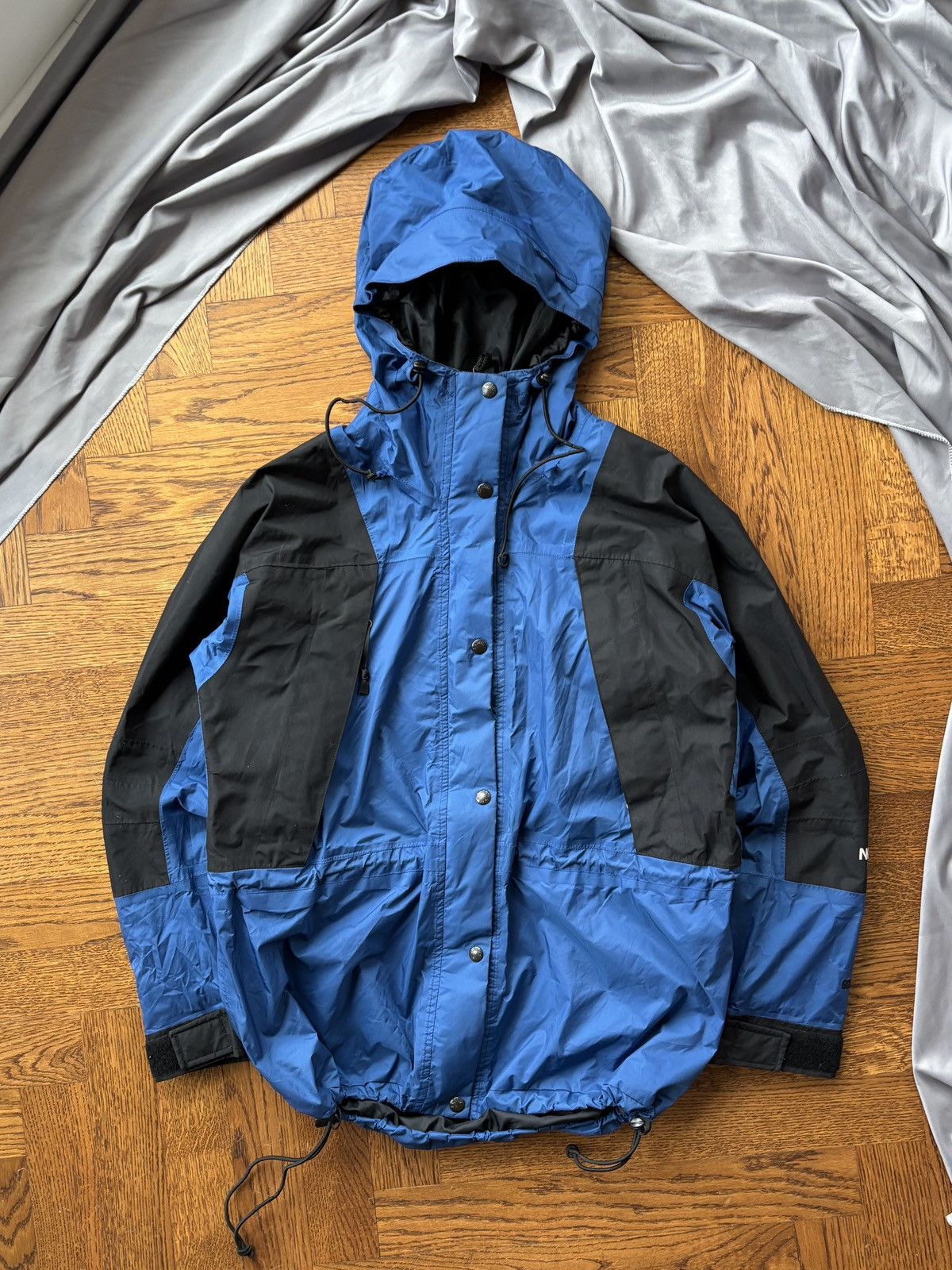 Goretex × The North Face × Vintage Vintage North Face Gore-tex Shell Jacket 1990s TNF Extreme M Size US M / EU 48-50 / 2 - 2 Thumbnail