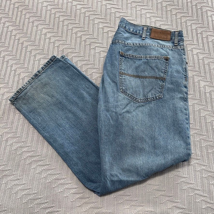 Tommy Hilfiger Tommy Hilfiger relaxed fit straight leg jeans size 40 Size US 40 / EU 56 - 1 Thumbnail