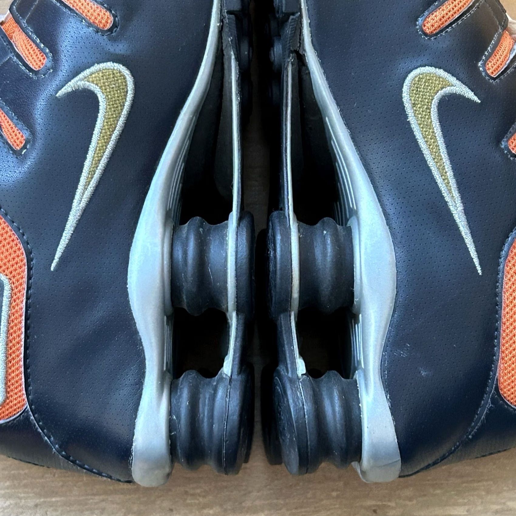 Nike VINTAGE Nike Shox NZ 313428-471 Sample 10.5 Syracuse 2007 Nike Shox Sneaker Mens Gray Size US 10 / EU 43 - 7 Thumbnail