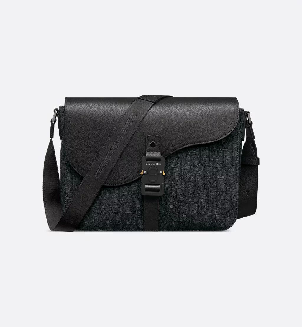 Saddle Messenger Bag With Flap 1Adme162Yks_H03E in Black, Men's