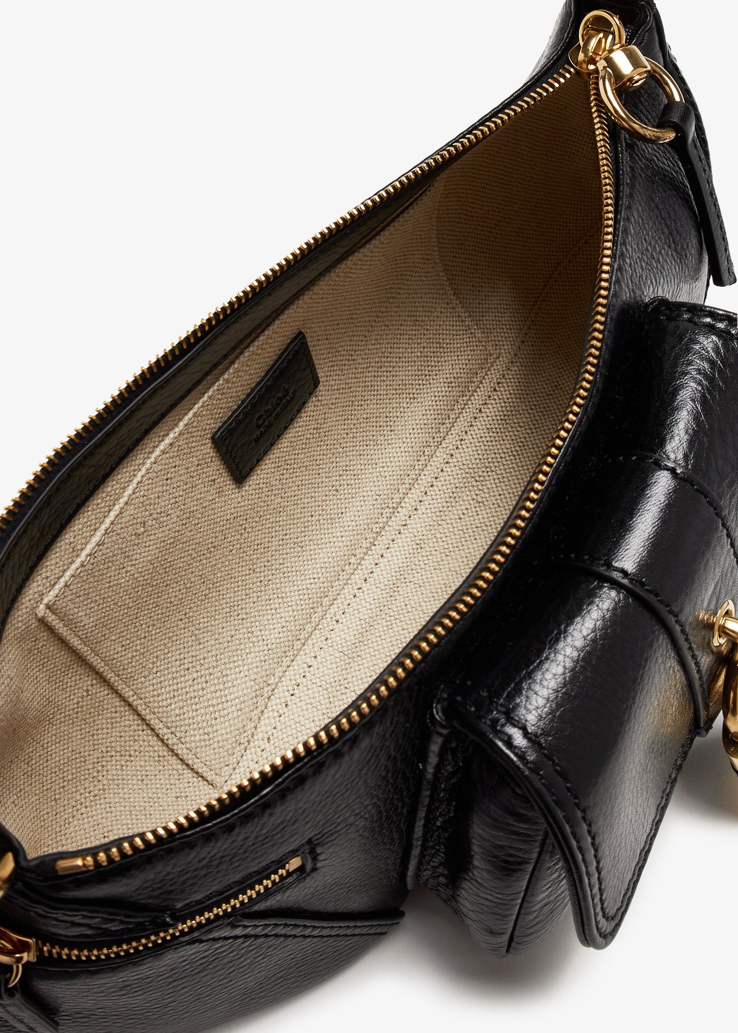 Chloe o1s22i1n0425 Size: OS / Medium Leather Bag in Black Size ONE SIZE - 4 Thumbnail