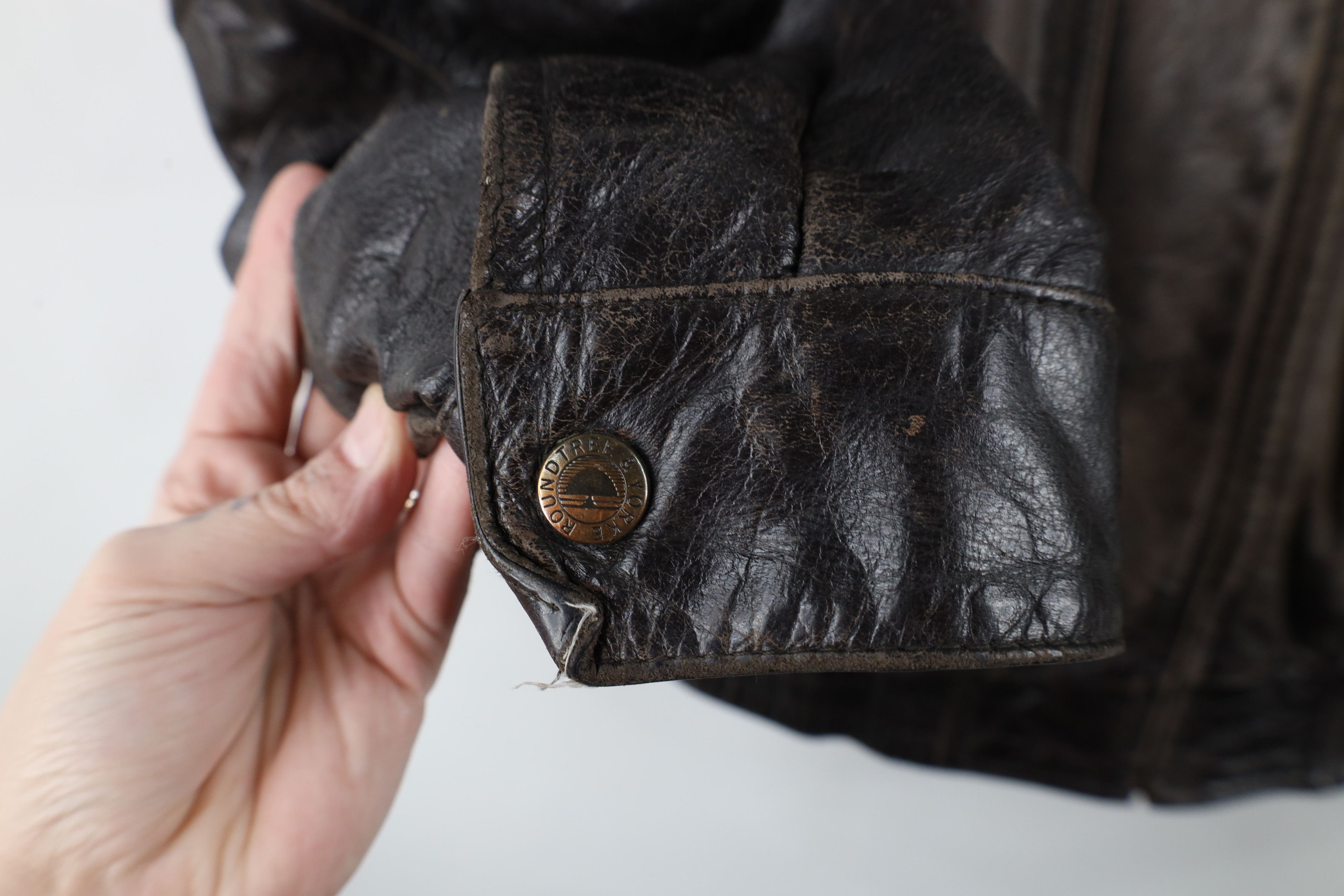 Vintage Vintage 90s Streetwear Leather Flight Bomber Jacket Brown Size US L / EU 52-54 / 3 - 6 Thumbnail