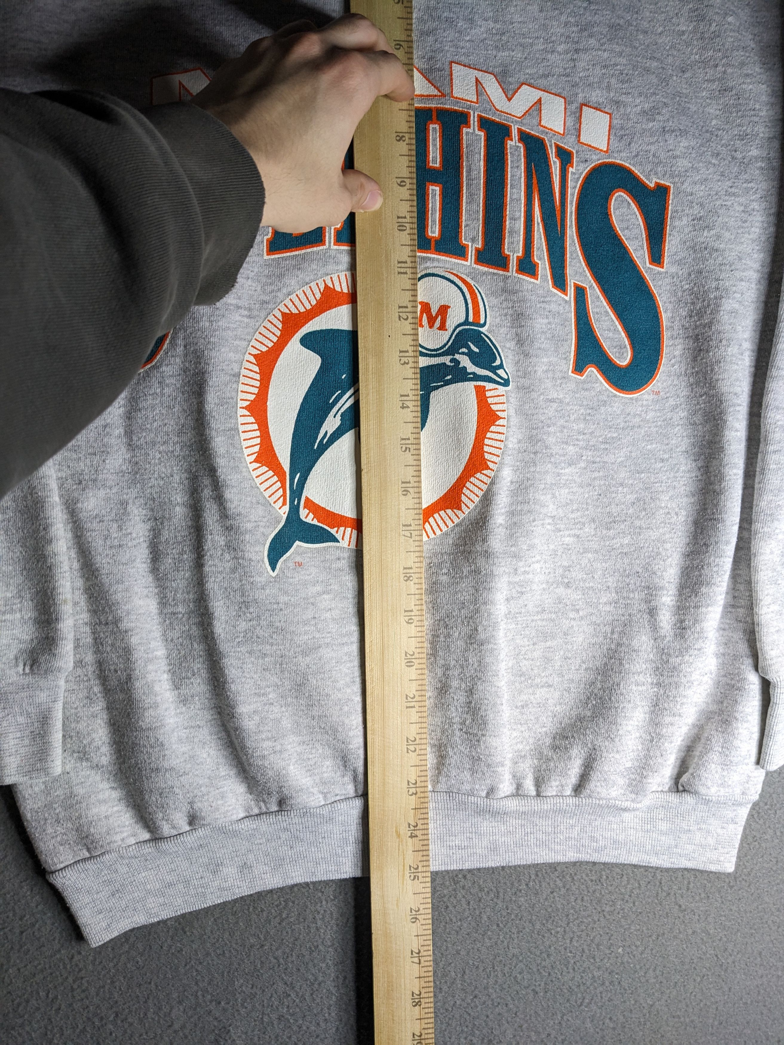 NFL VTG Miami Dolphins Crewneck Sweatshirt Made USA 1980s Large Size US L / EU 52-54 / 3 - 7 Thumbnail
