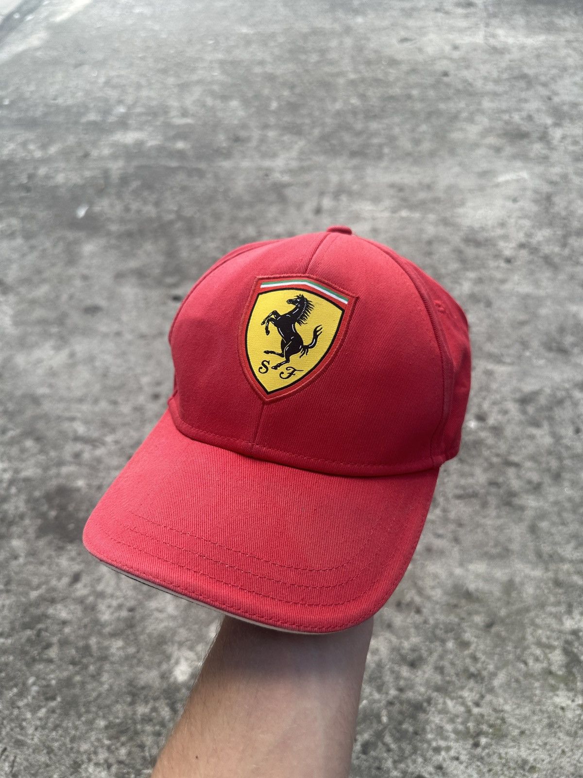Ferrari Vintage Ferrari Baseball Cap Hat Red Italian F1 Racing Rare Size ONE SIZE - 1 Thumbnail