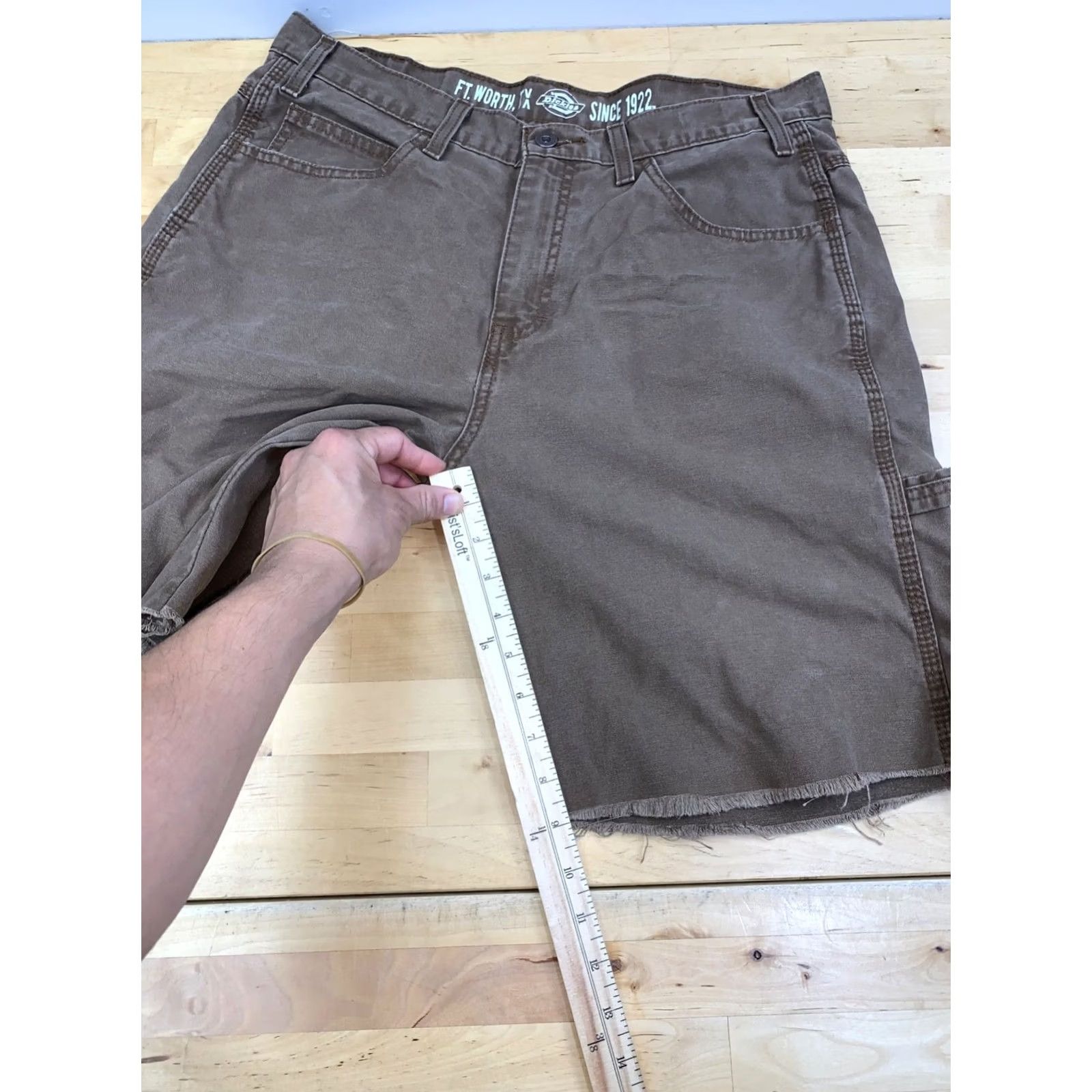 Dickies Dickies Relaxed Fit Cut Off Shorts Men 34x9 Brown Carpenter Utility 13264 Size US 34 / EU 50 - 6 Thumbnail
