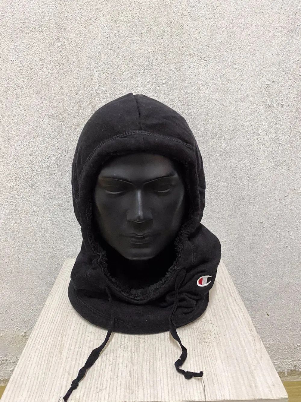 Champion Vintage Champion Small Logo Balaclava Beanie Hat Size ONE SIZE - 2 Thumbnail