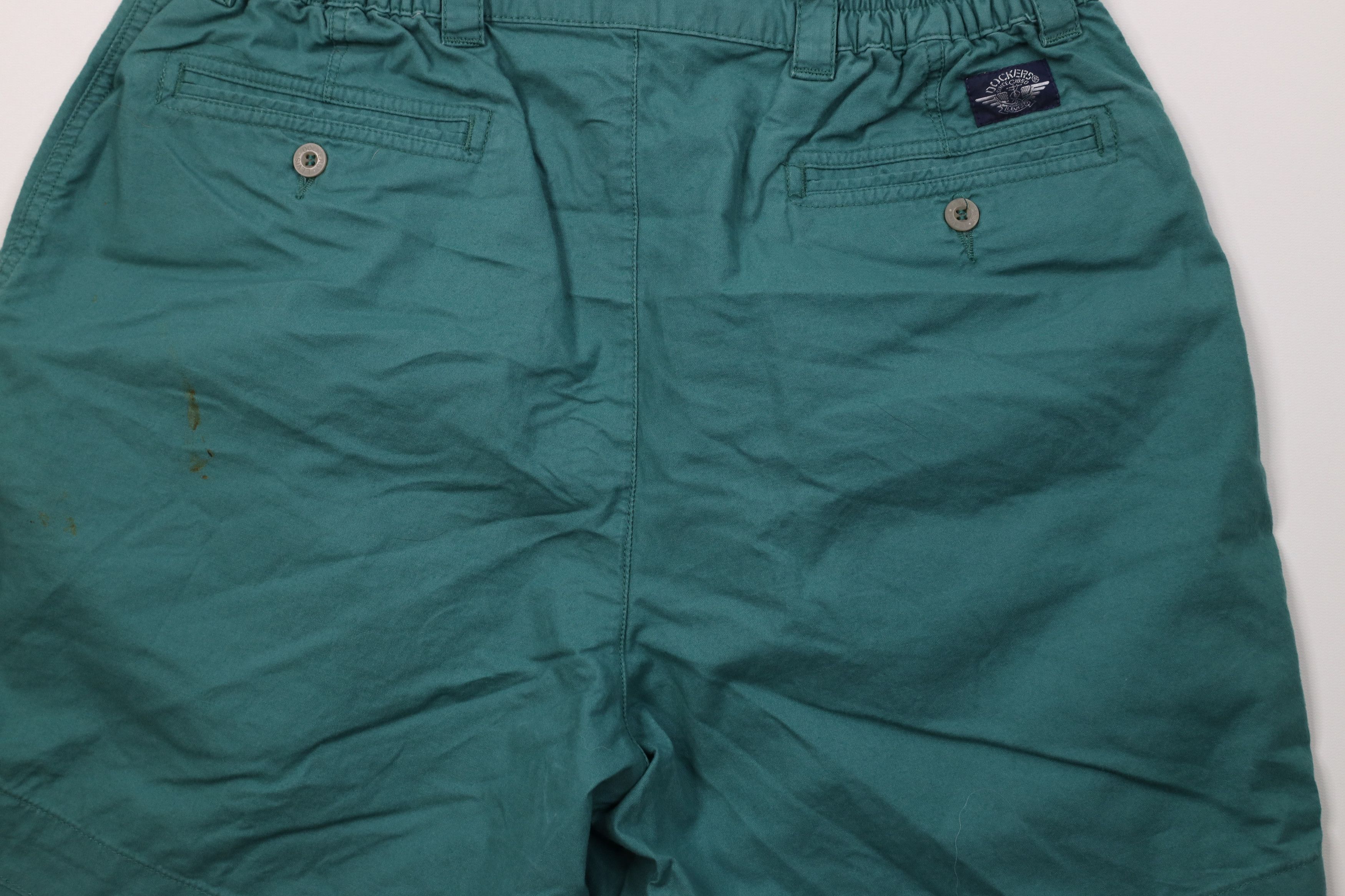 Vintage Vintage 90s Streetwear Pleated Above Knee Chino Shorts Green Size US 36 / EU 52 - 13 Thumbnail