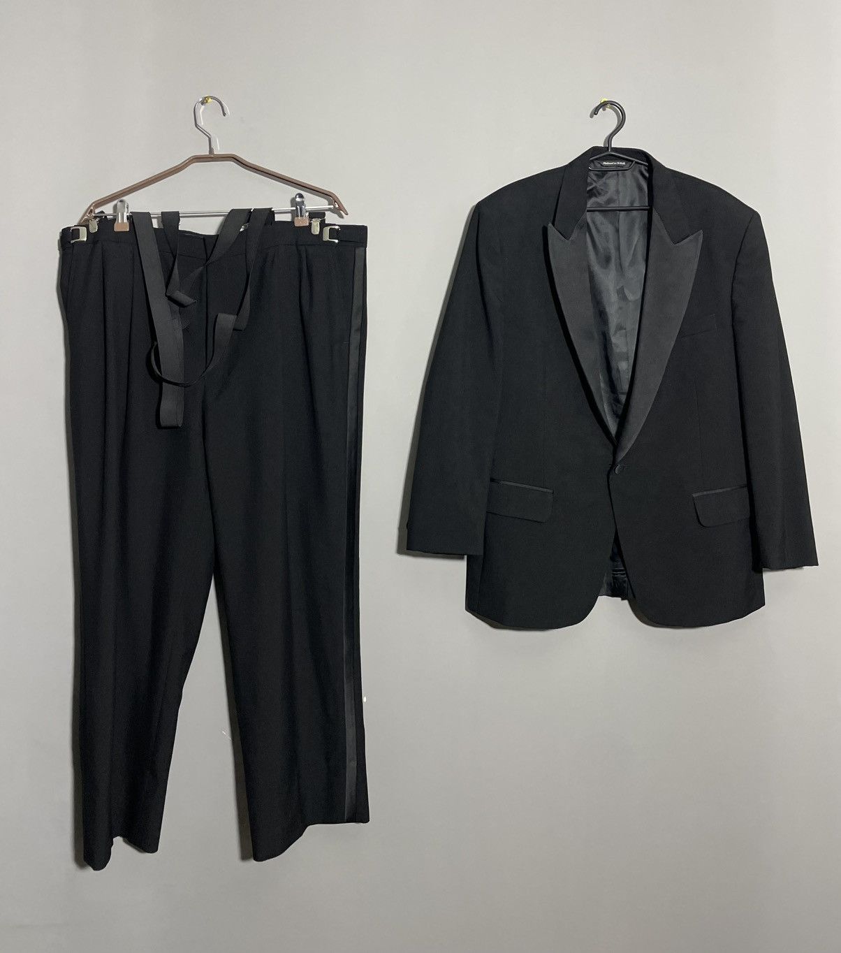 Other Neil Allyn Formal Collection Luxury men’s Suit Size 41S Size 42R - 4 Thumbnail