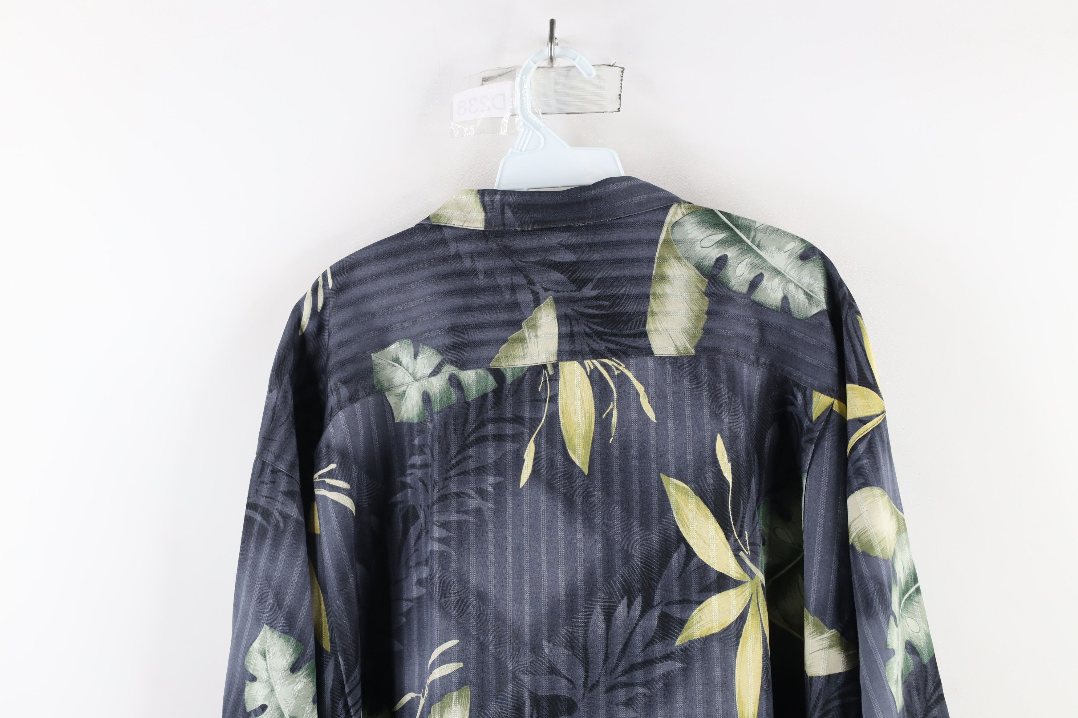 Tommy Bahama × Vintage Vintage 90s Tommy Bahama Stripe Palm Tree Button Shirt Size US XXL / EU 58 / 5 - 13 Thumbnail