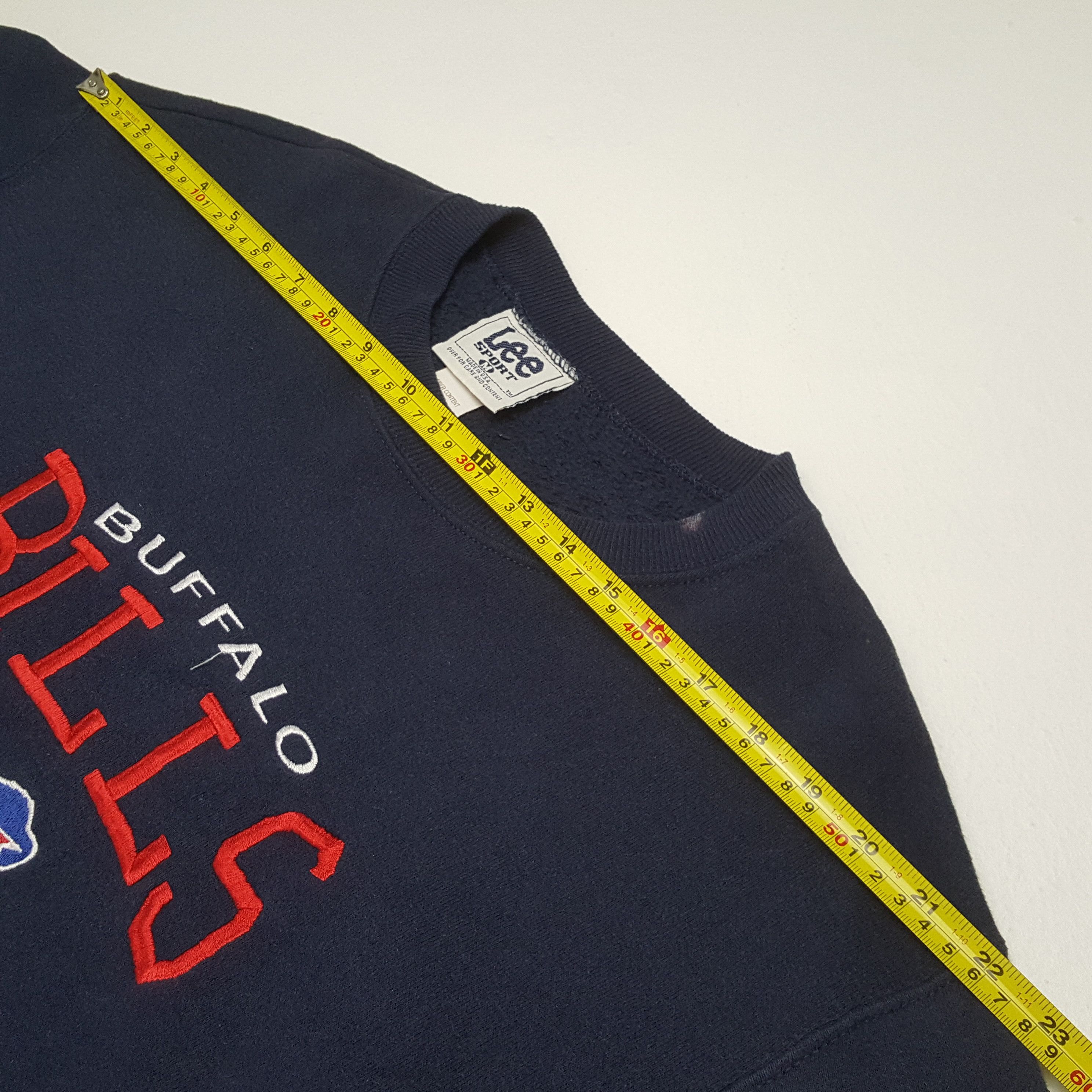 NFL Vintage Buffalo Bills American Football Sweatshirt C307N14 Size US M / EU 48-50 / 2 - 6 Thumbnail