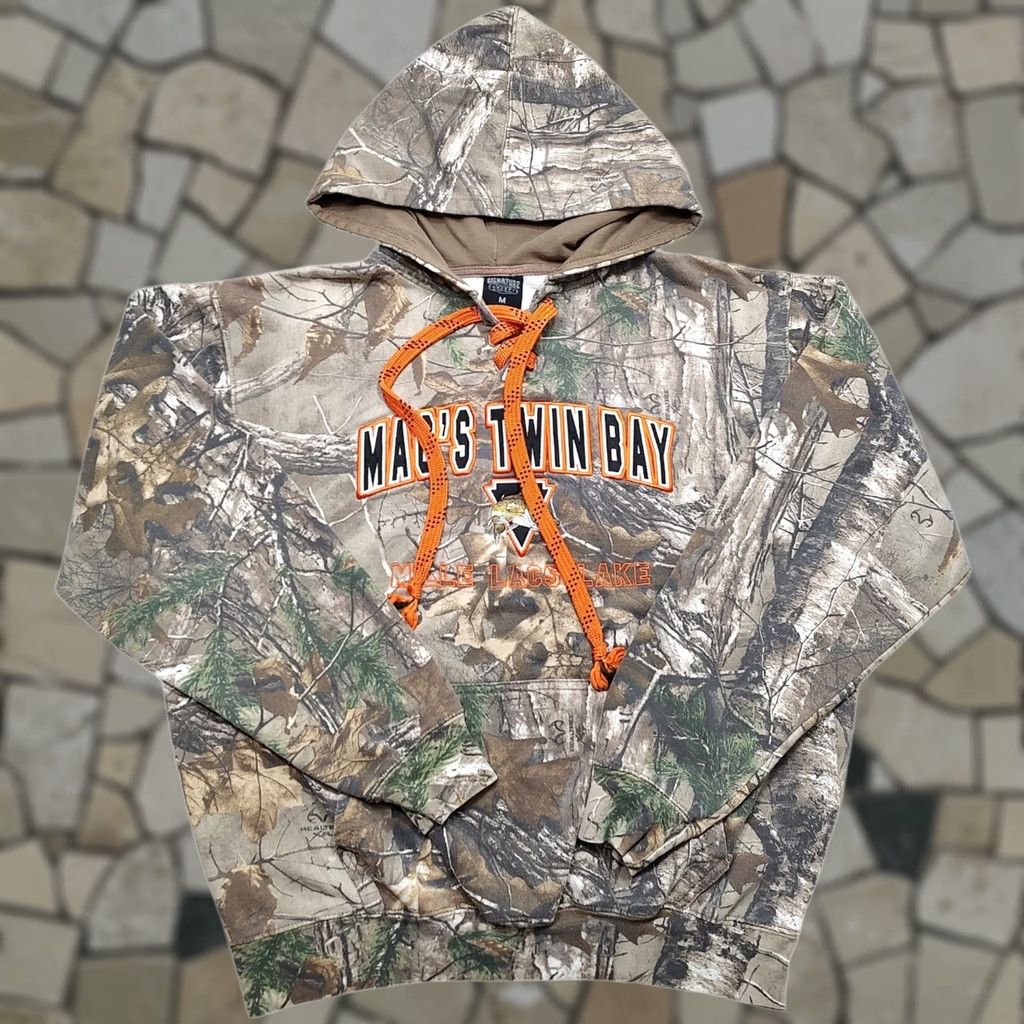 Vintage VINTAGE Signature Concepts Minnesota Mille Lacs Twins Bay Hoodie M Brown Camo Hockey Drawstring Sweatshirt Size US M / EU 48-50 / 2 - 1 Thumbnail