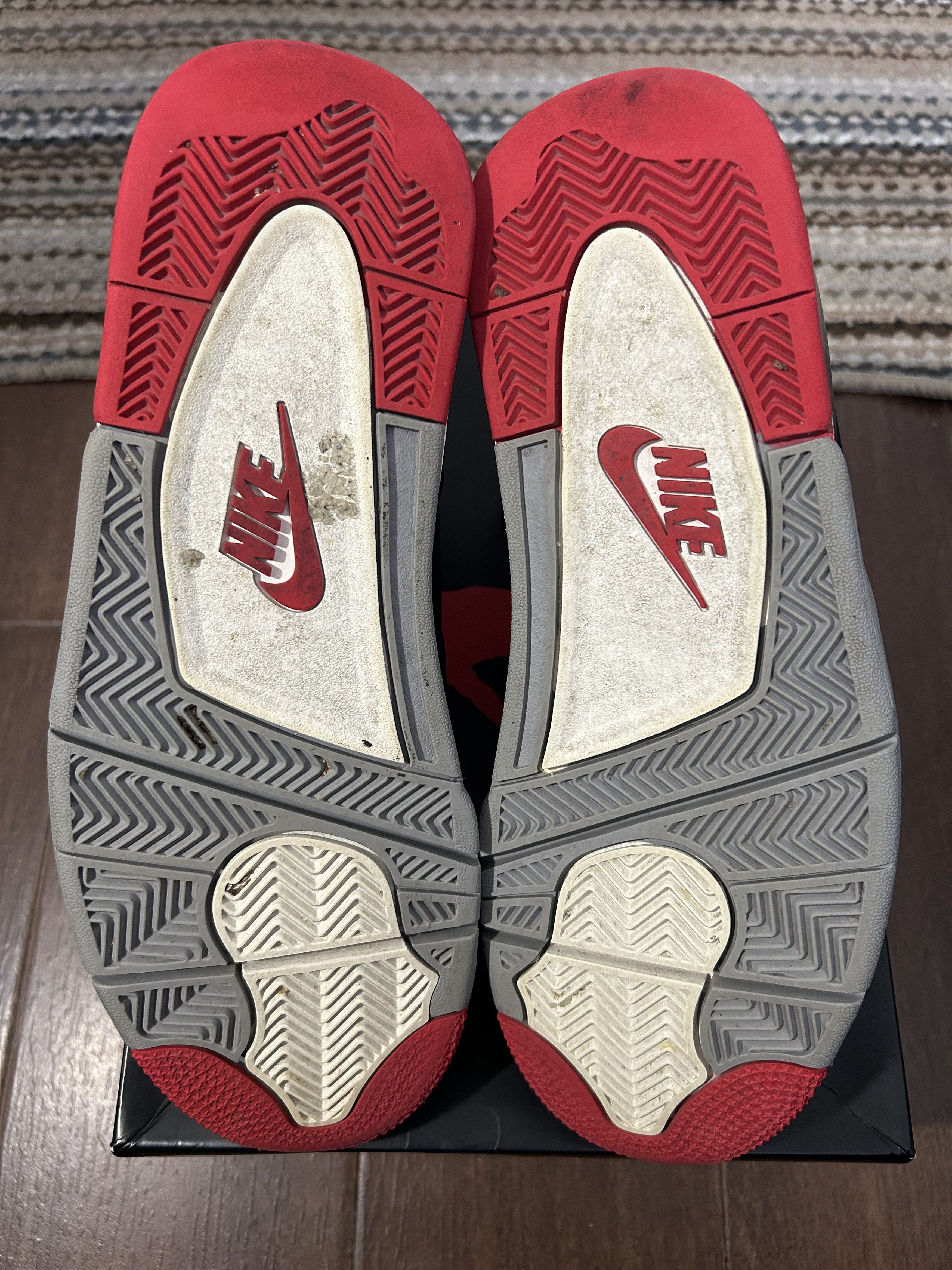 Jordan Brand Jordan 4 "Bred" Size US 9.5 / EU 42-43 - 7 Thumbnail