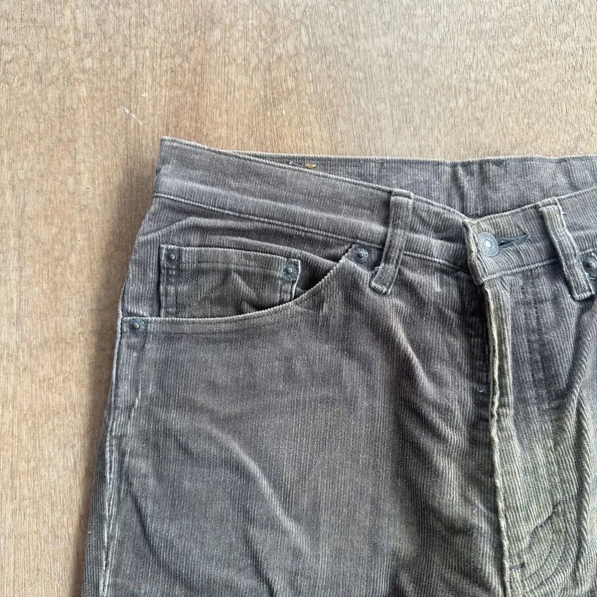 Levi's 90’s Vintage Levi’s 517 FLARE/BOOTCUT Corduroy Madein Japan Size US 31 - 5 Thumbnail