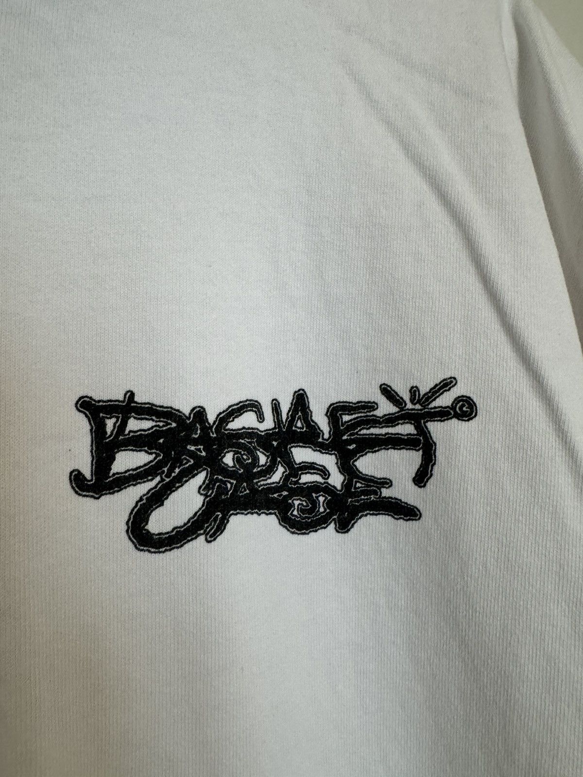basketcase gallery White Graffiti Logo Tee Size US L / EU 52-54 / 3 - 3 Thumbnail