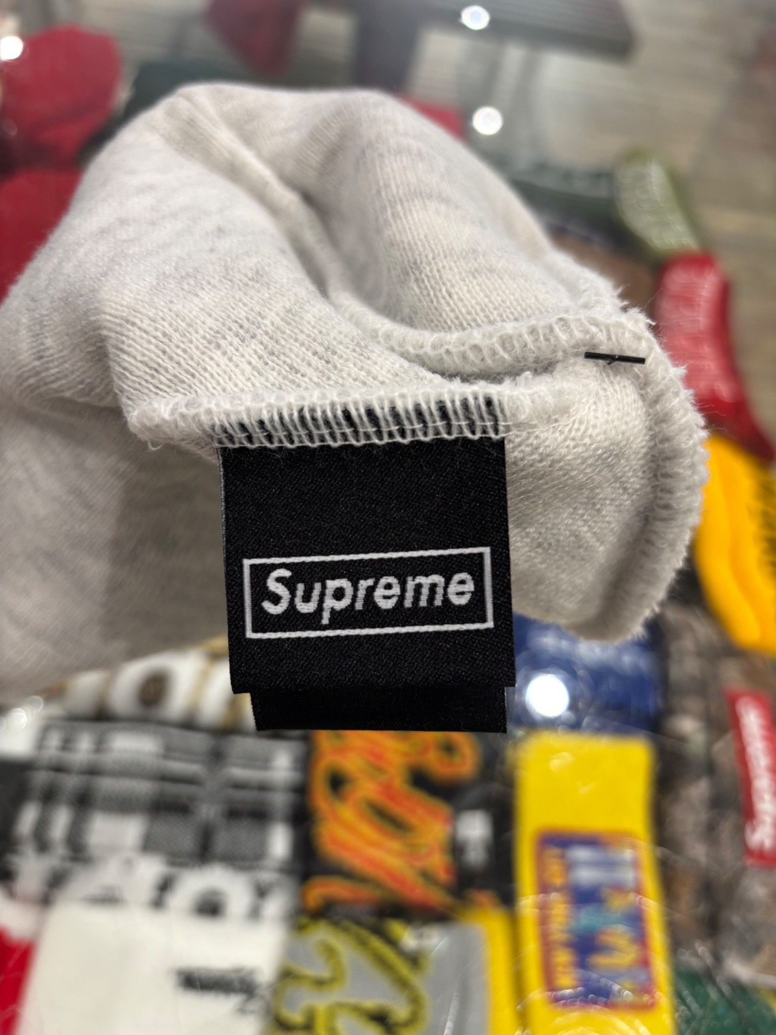 Supreme Supreme New Era Devil S Logo Beanie Ash Grey Size ONE SIZE - 3 Thumbnail