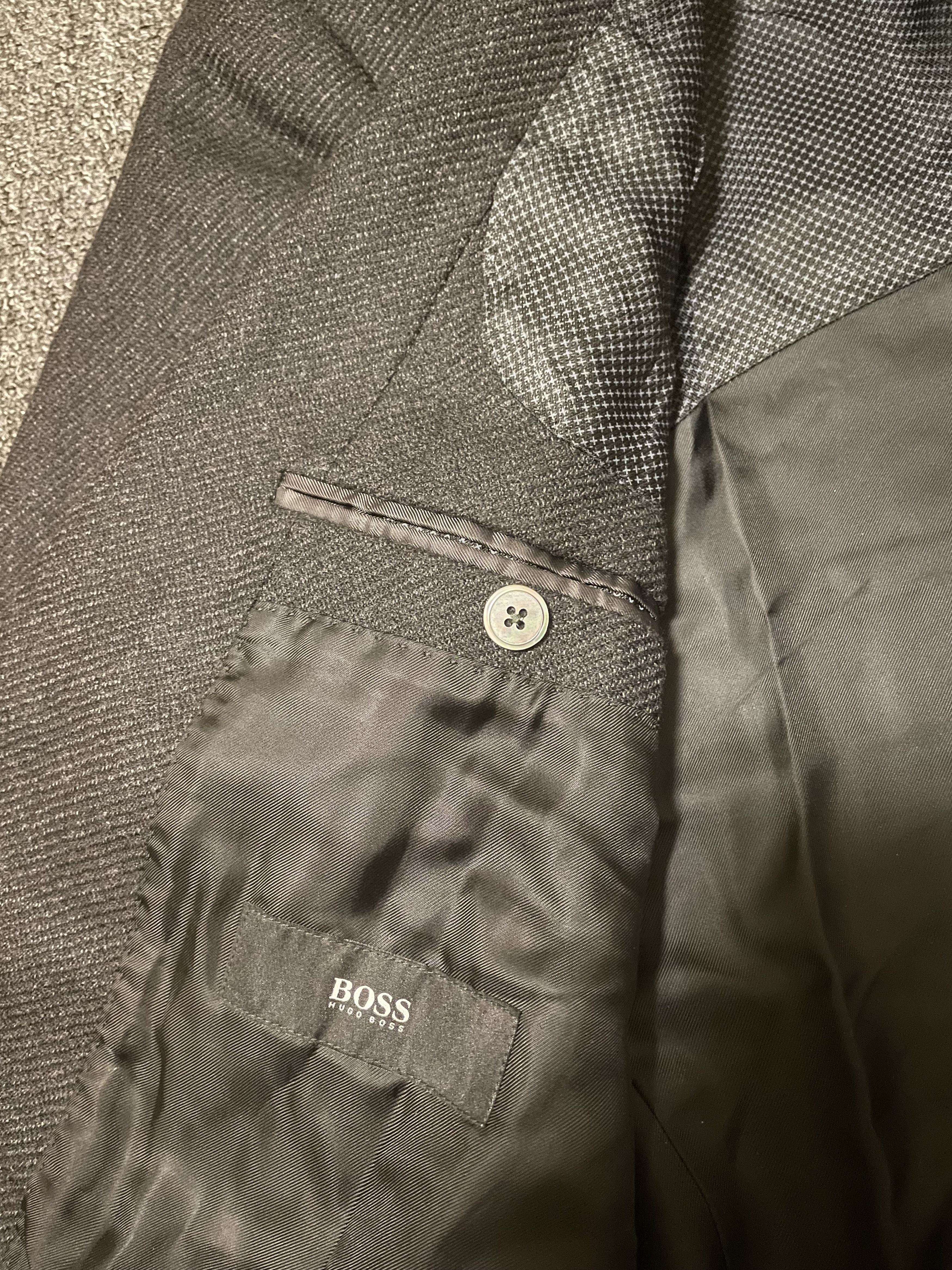 Hugo Boss Hugo Boss wool blazers jacket size 48 Size 48R - 7 Thumbnail