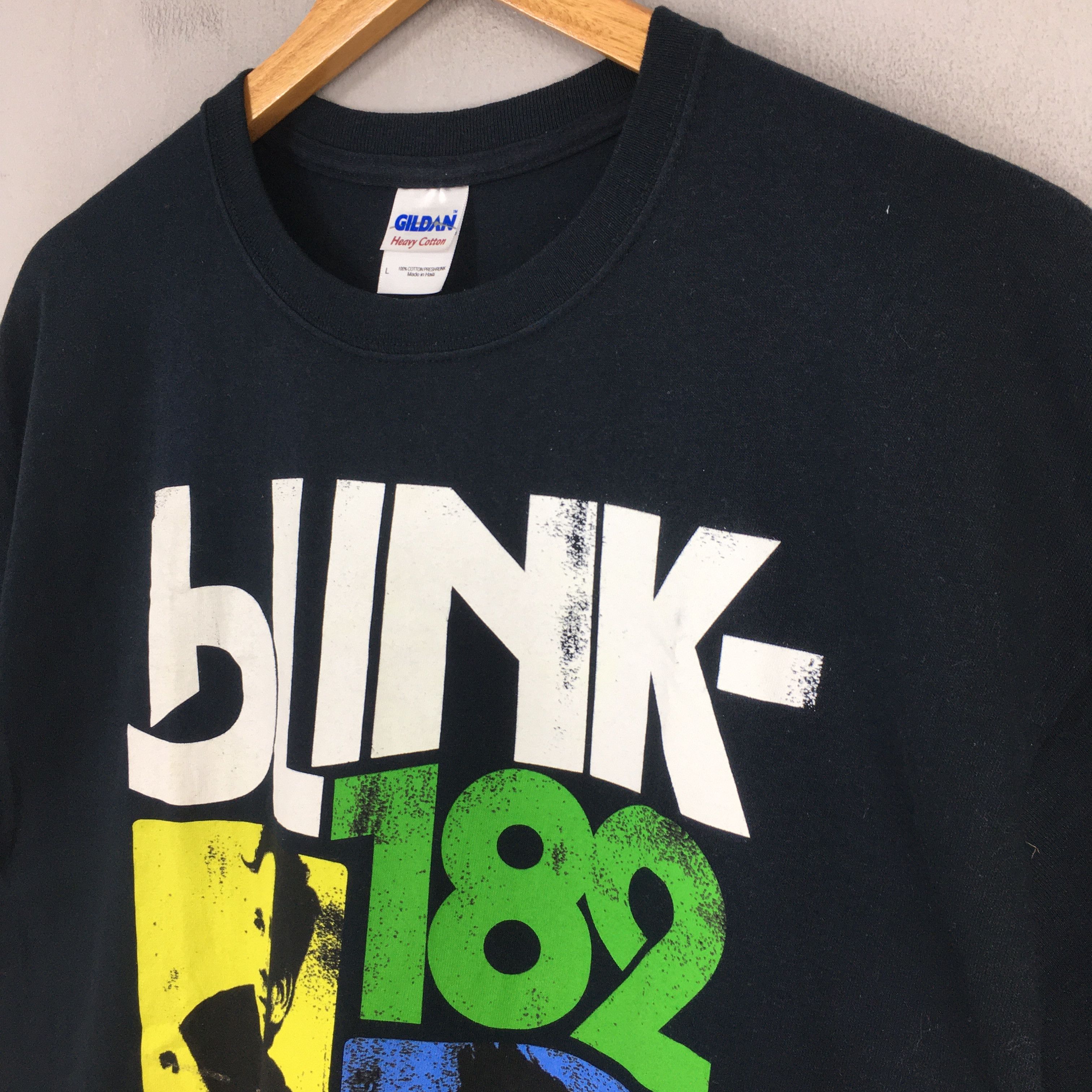 Band Tees Vintage Y2K Blink 182 Tour 2011 T shirt Large Size US L / EU 52-54 / 3 - 3 Thumbnail