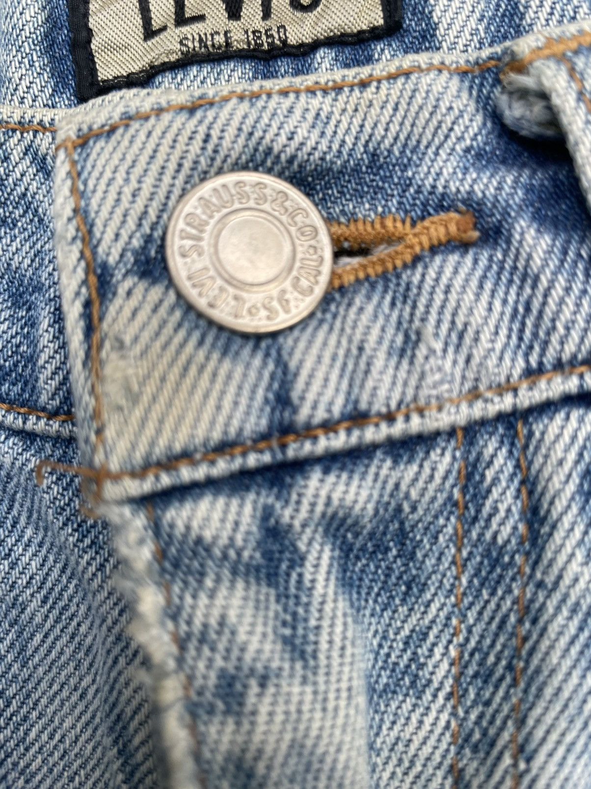 Levi's Vintage 1992 Levi’s 636 E Faded Distresed Size US 29 - 18 Thumbnail