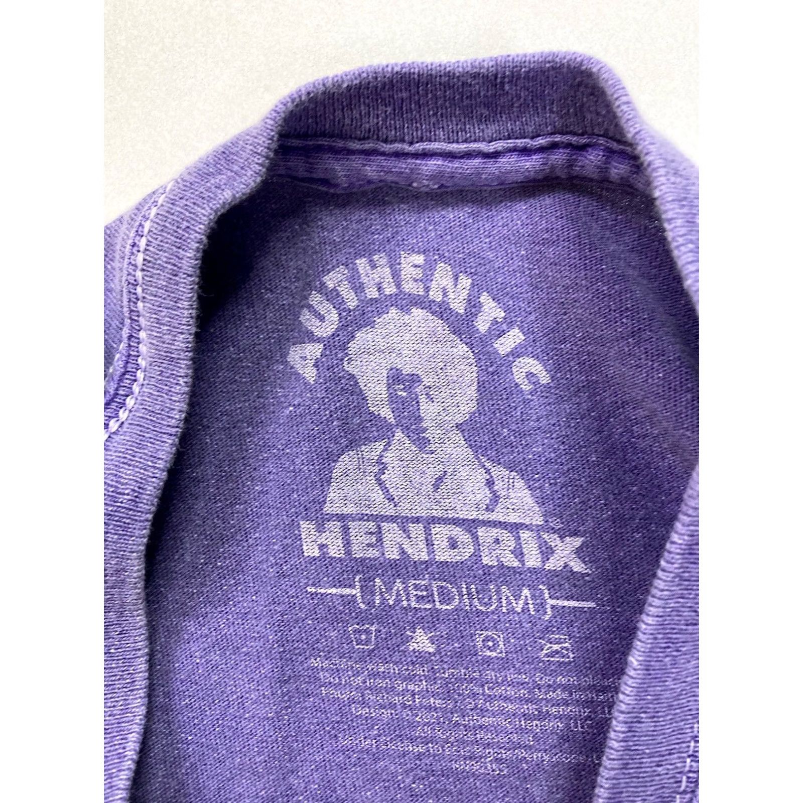 Vintage VINTAGE Jimi Hendrix T-Shirt Women Medium Purple Short Sleeve Music Size M / US 6-8 / IT 42-44 - 5 Thumbnail
