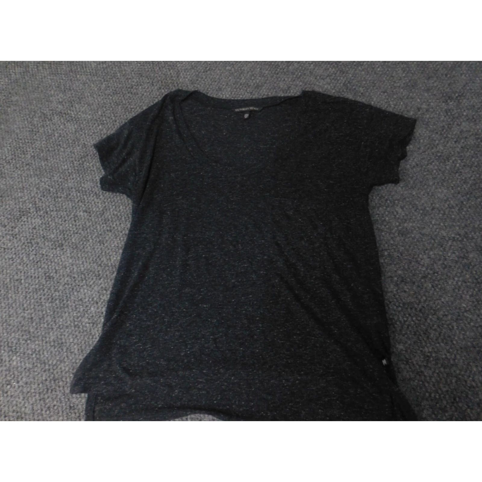 Victoria's Secret Victoria's Secret Womens Shirt Gray stretch Casual V-Neck Long Sleeve Blouse S Regular Size S / US 4 / IT 40 - 2 Thumbnail