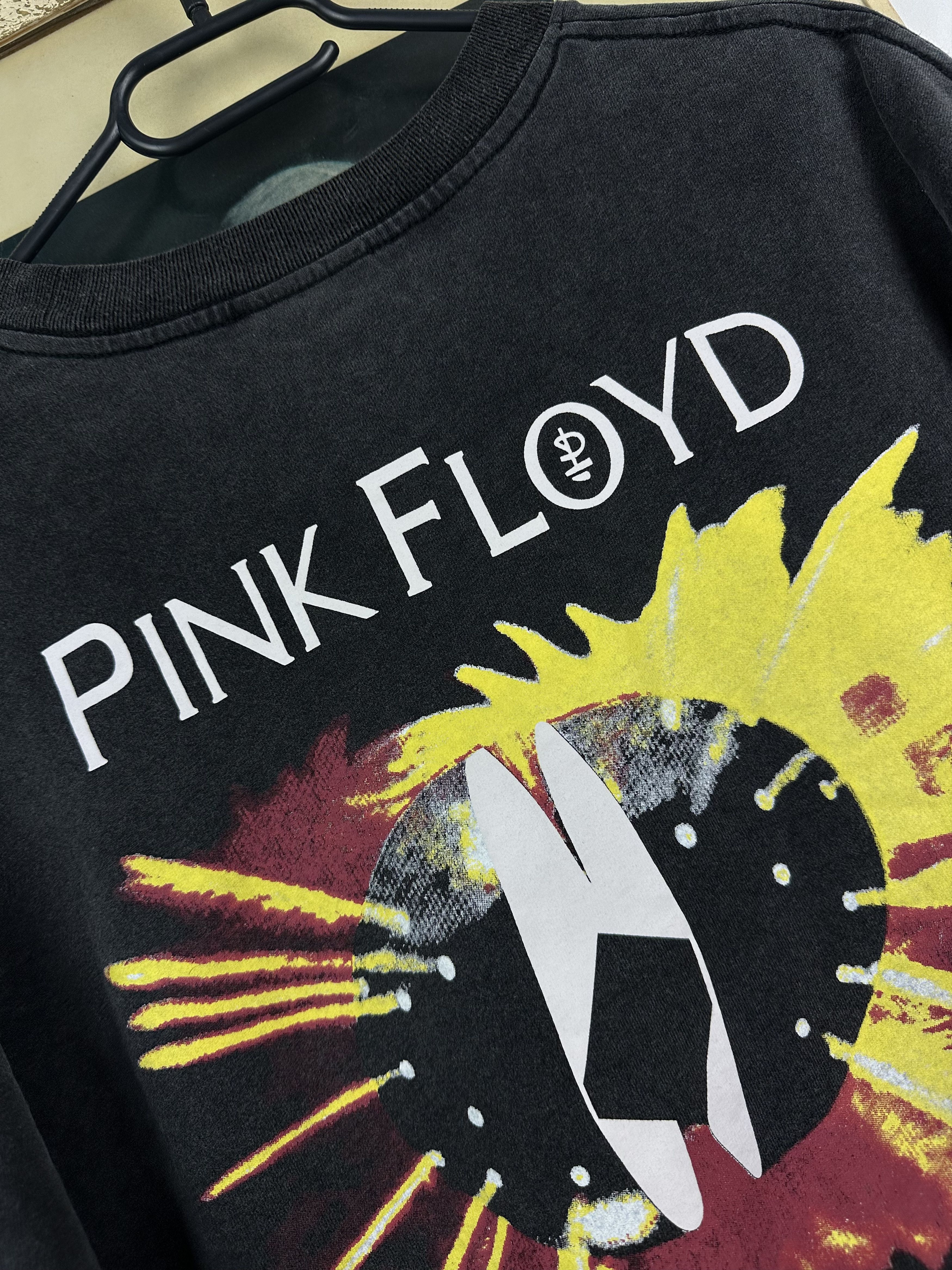 Band Tees Vintage 1994 Pink Floyd North American Shirt Band Tee Rare Size US M / EU 48-50 / 2 - 12 Thumbnail