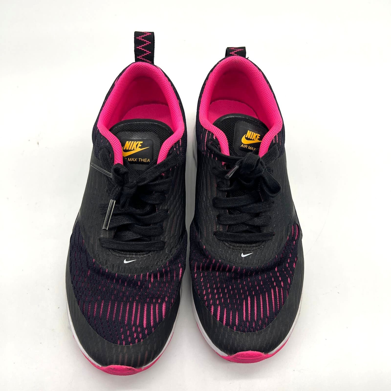 Nike Nike Women's Athletic Shoes Size 6 US Black Pink Size US 6 / IT 36 - 1 Thumbnail