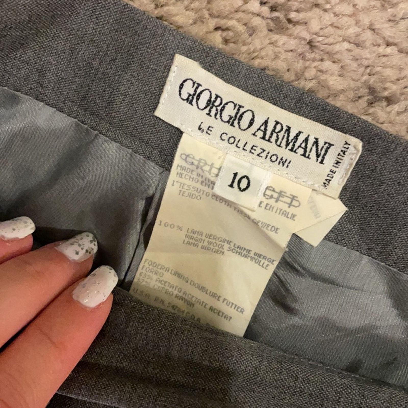 Giorgio Armani Giorgio Armani le collezioni vintage gray skirt 10 Size 32" / US 10 / IT 46 - 3 Thumbnail