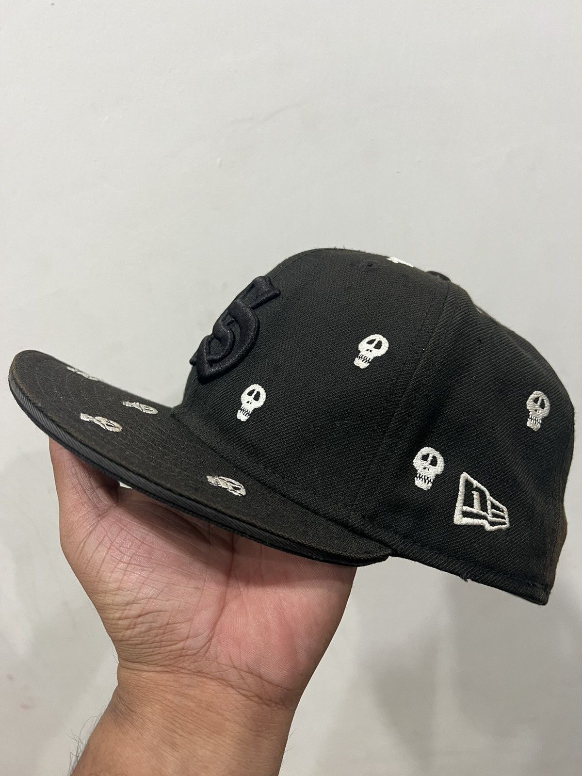 New Era × Stussy Vintage Y2K Stussy Skulls x New Era Fitted Cap Size ONE SIZE - 4 Thumbnail