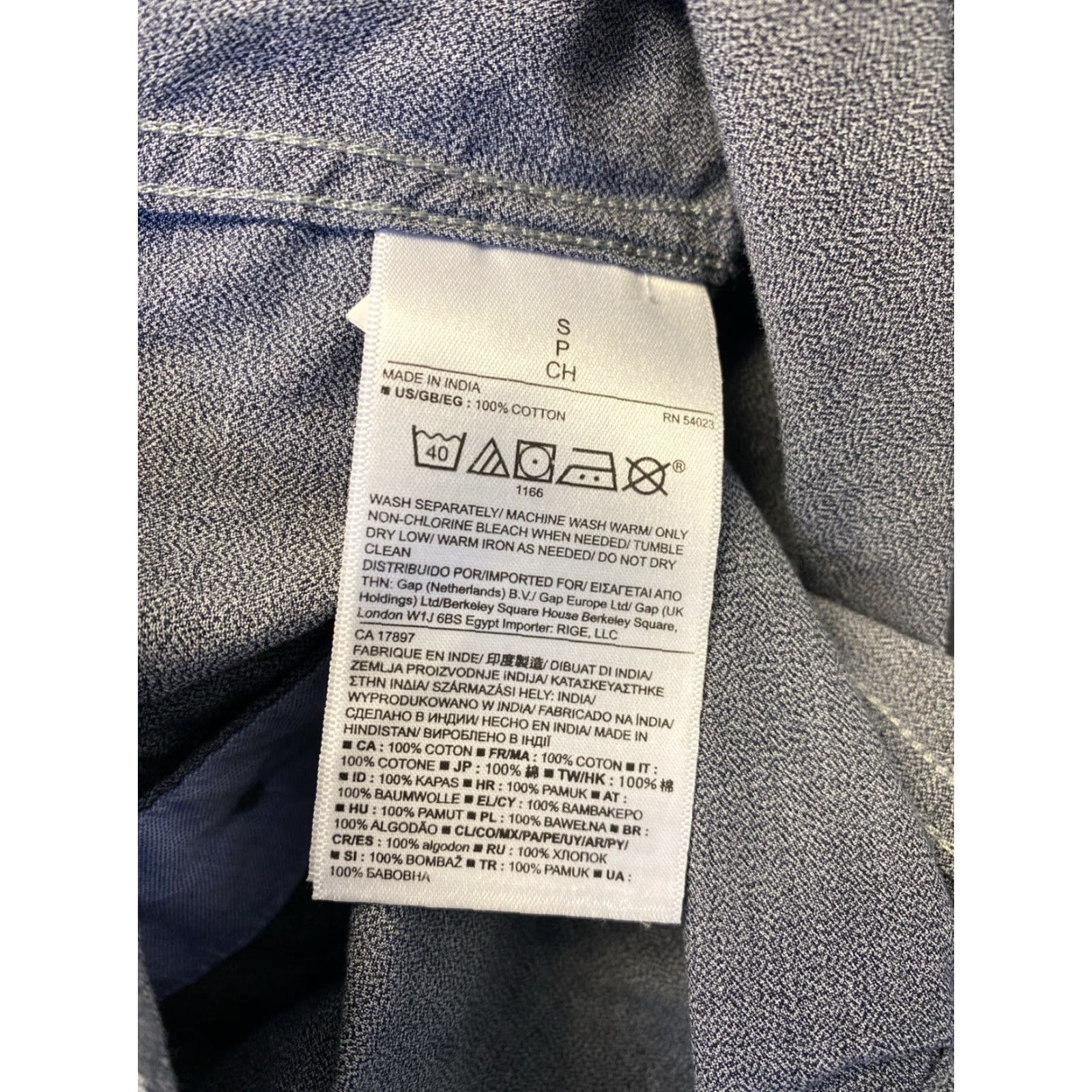 Banana Republic Banana Republic Shirt Men's Slim Button-Up Long Sleeve Gray Solid - Size S - Classic Preppy Casual Formal All Seasons Size US S / EU 44-46 / 1 - 7 Thumbnail