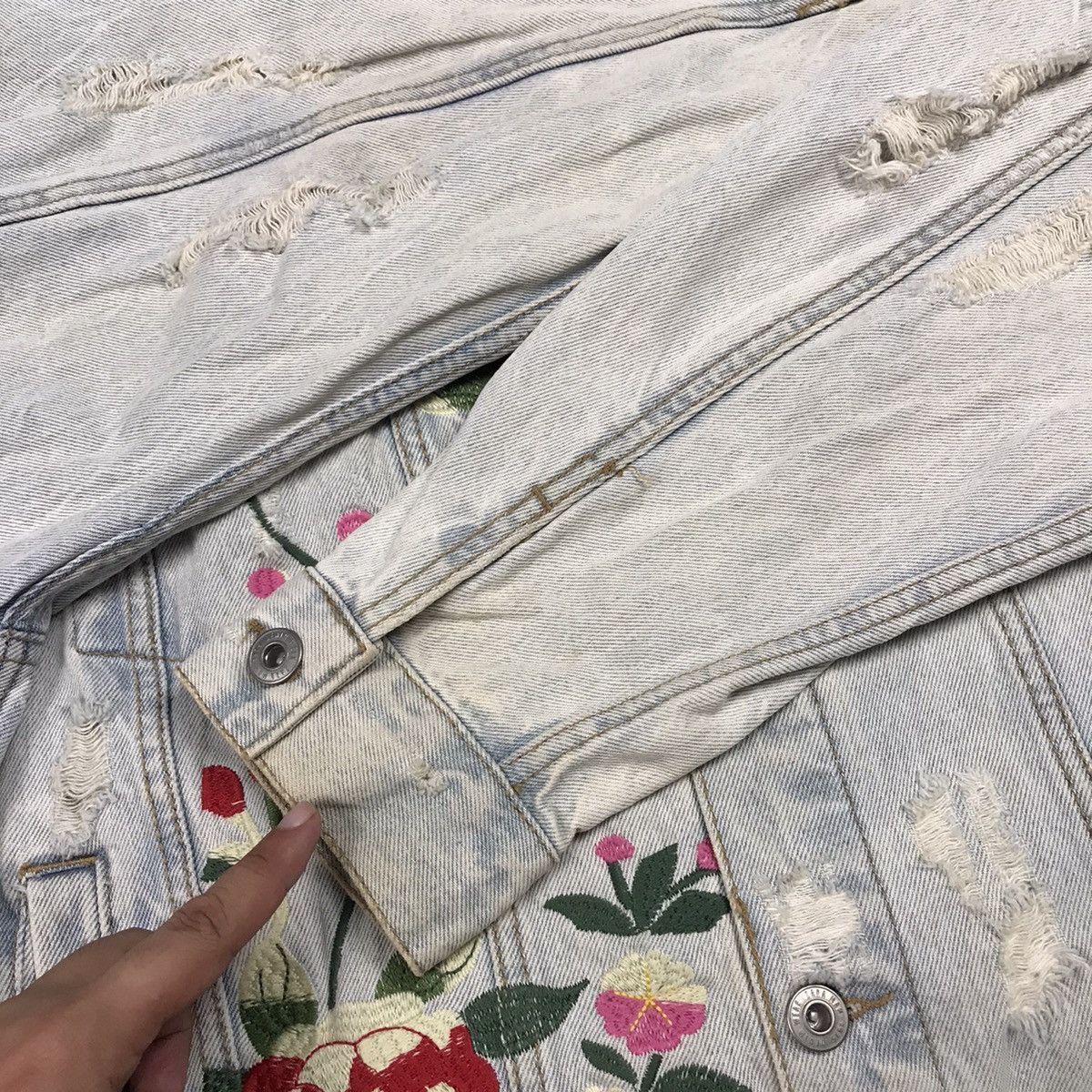 Designer × Zara ZARA MAN DENIM EMBROIDERY DESIGN DISTRESSED JACKET Size US L / EU 52-54 / 3 - 18 Thumbnail