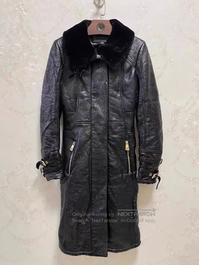 Versace Versace Fur coat coat with one fur Size XS / US 0-2 / IT 36-38 - 1 Thumbnail