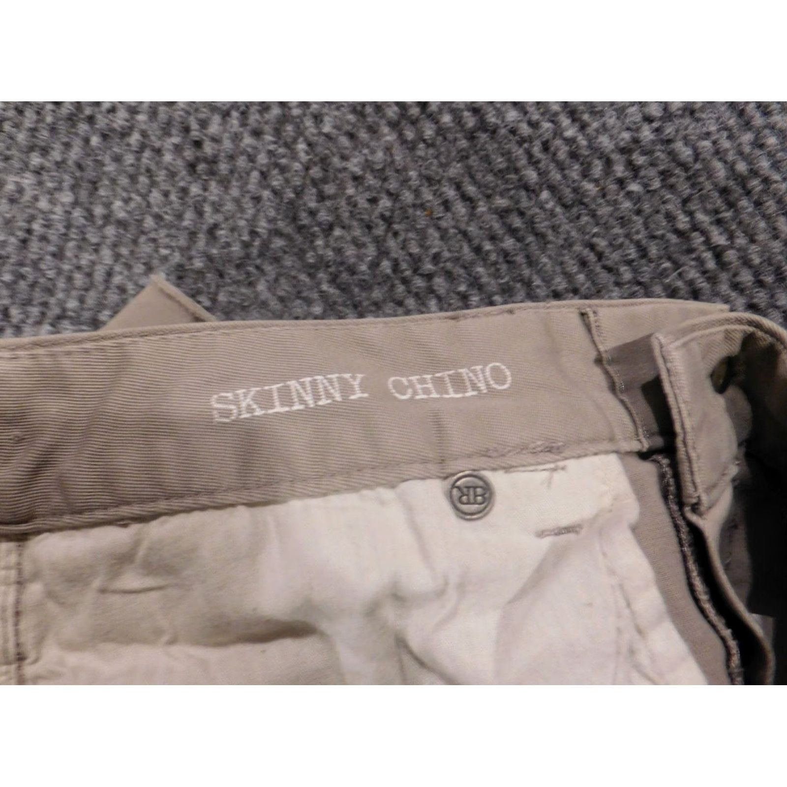 Banana Republic Banana Republic Womens Shorts 0 Beige Cut-Off Chino Classic Version Zip Front Flat Front Cotton Blend Summer Casual Womens Size 28" / US 6 / IT 42 - 6 Thumbnail
