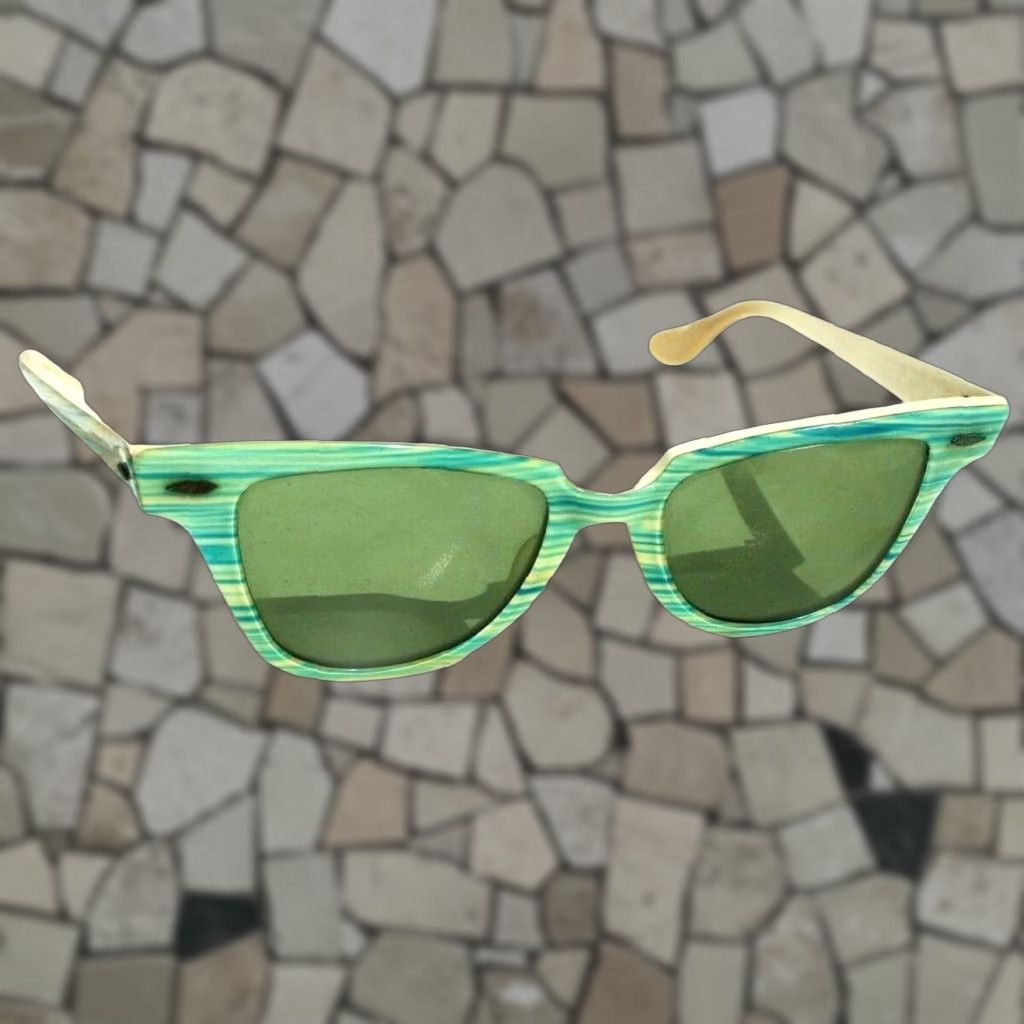 Vintage Ray-Ban Unisex Wayfarer Sunglasses Blue & White Striped Acetate 80s Casual