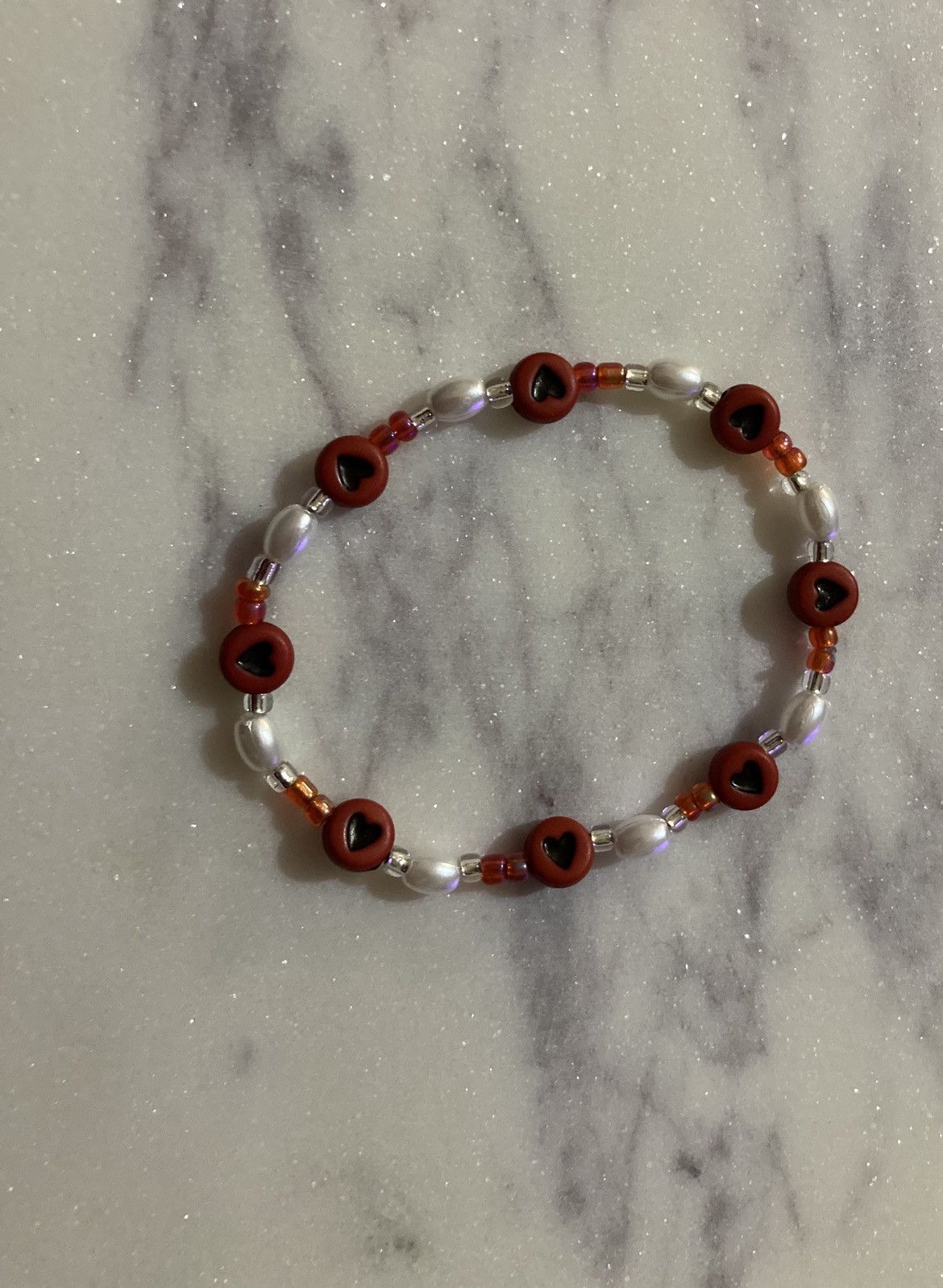 Other Red heart and faux pearl bracelet Size ONE SIZE - 1 Preview