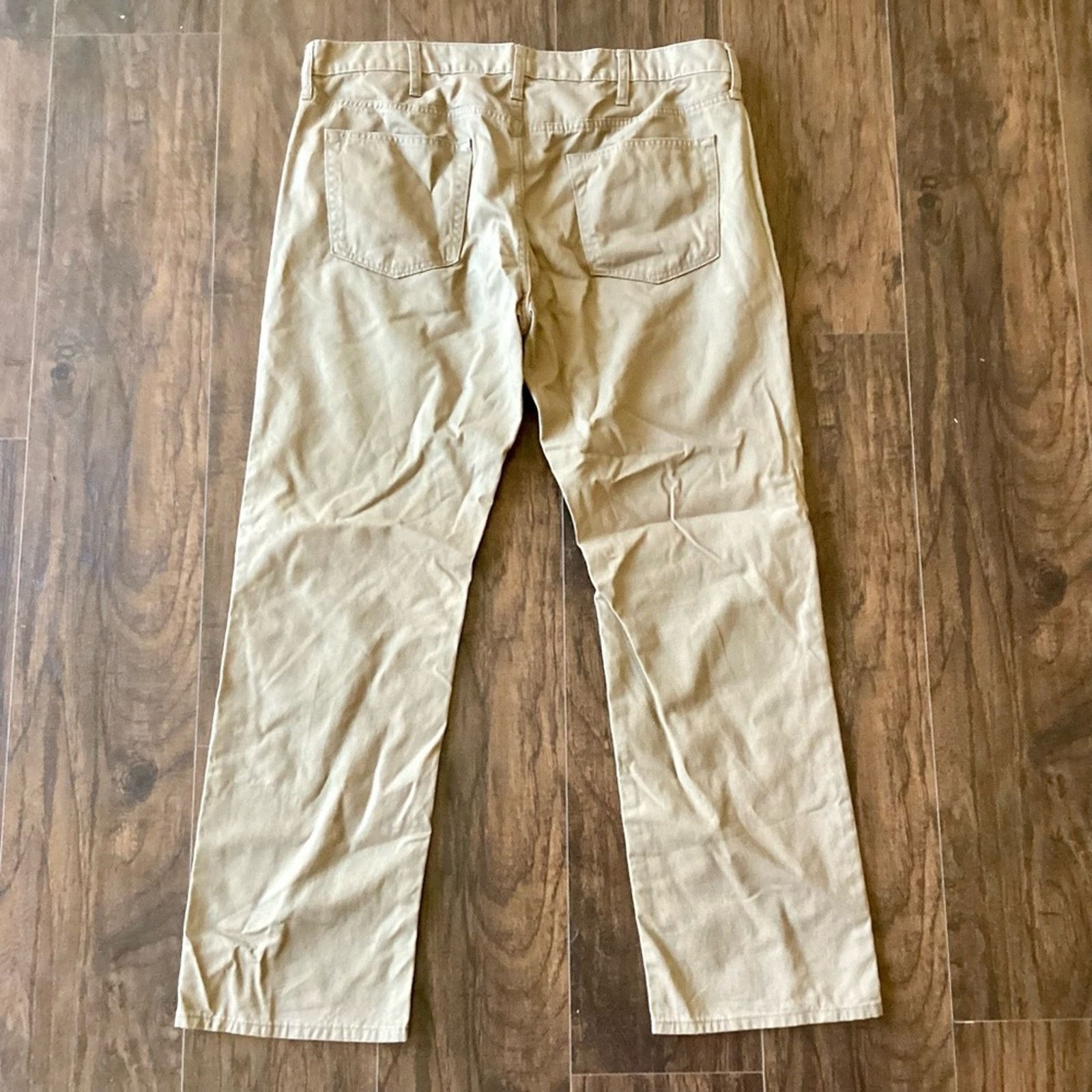 Old Navy Old Navy Khaki Pants, 38x32 Size US 38 / EU 54 - 6 Thumbnail