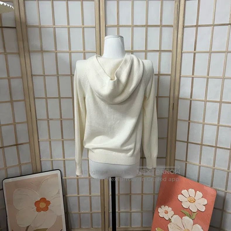 Loro Piana Loro Piana White cashmere hooded sweatshirt Size XS / US 0-2 / IT 36-38 - 2 Thumbnail