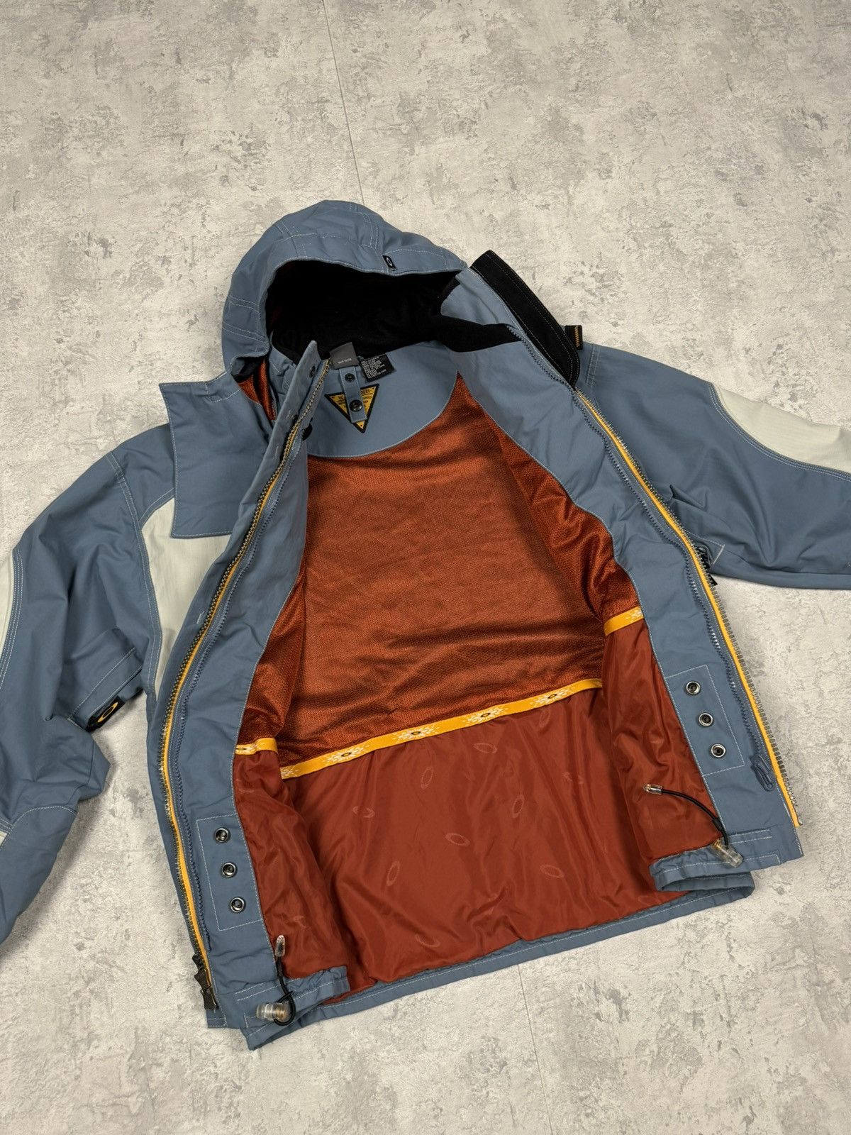Vintage Vintage Men's Oakley Software Ski Jacket Snow Sports Size S Size US S / EU 44-46 / 1 - 11 Thumbnail