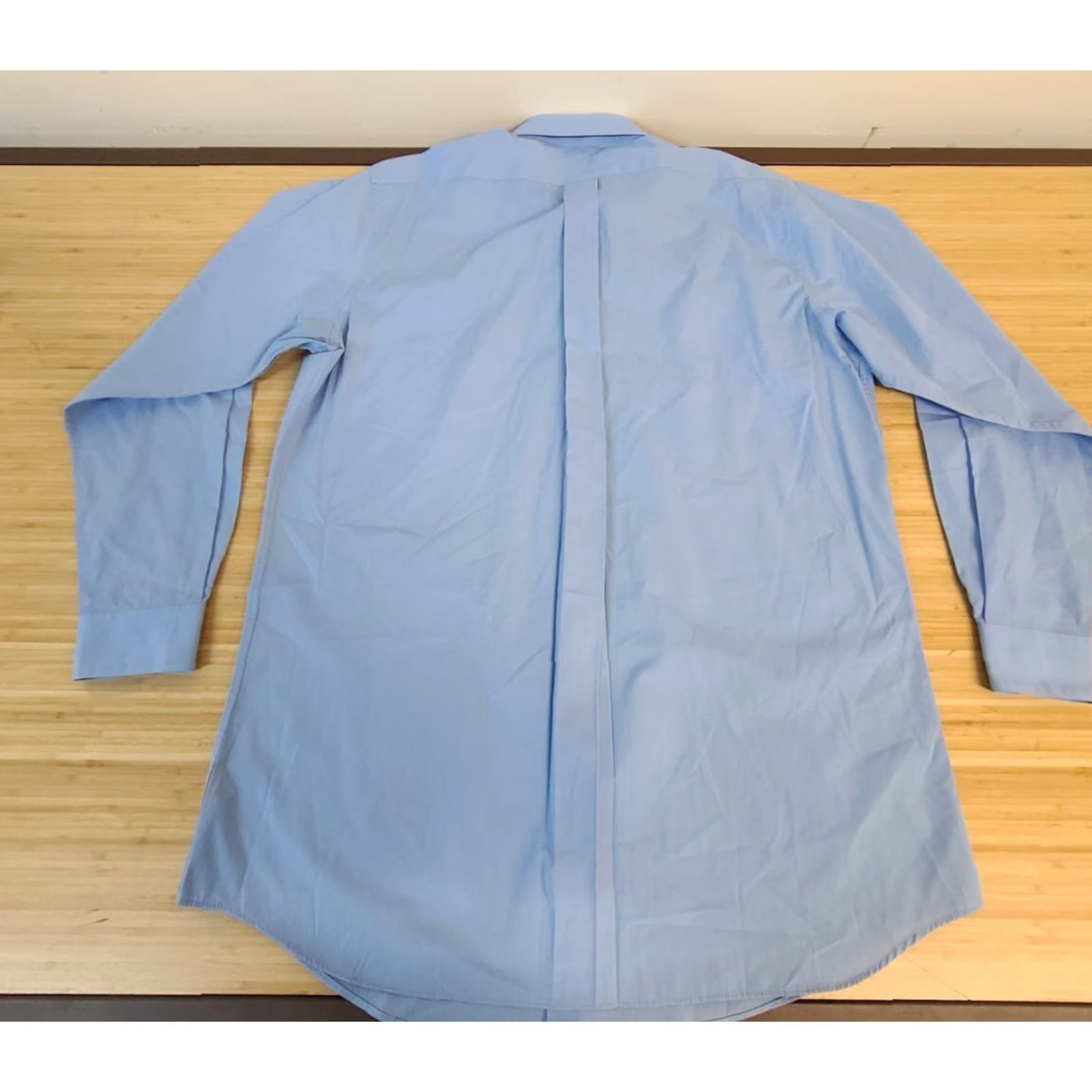 Alexander Julian Alexander Julian Colours Blue Button Front Shirt XLT Sleeve 36-37 17- 17 1/2 Mens Big & Tall Button-Up Classic 100% Cotton Solid Blue Shirt Vintage) Size US XL / EU 56 / 4 - 4 Thumbnail