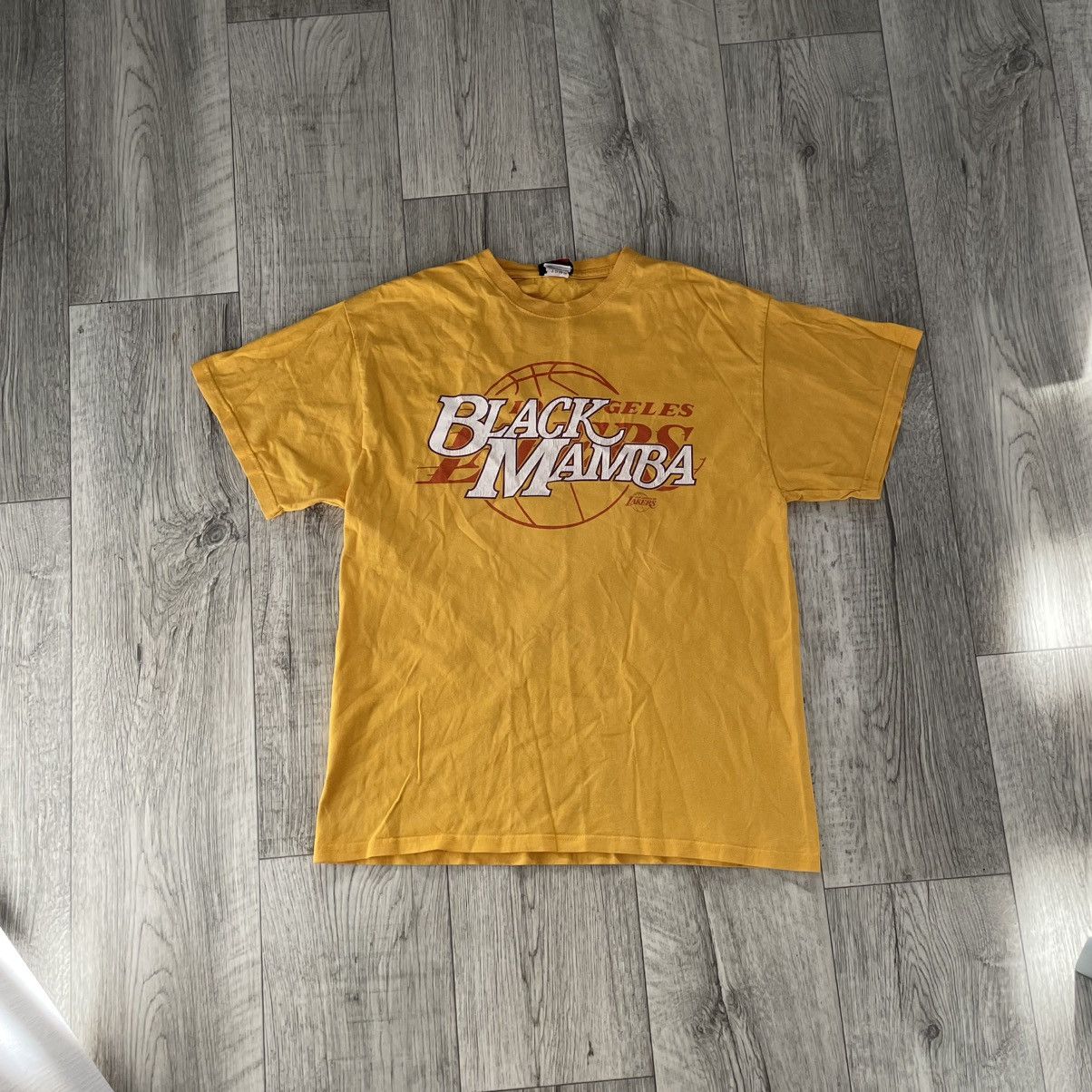 Rap Tees 90s majestic nba 24 VINTAGE RAP TEE KOBE BRYANT BLACK MAMBA Size US L / EU 52-54 / 3 - 2 Thumbnail
