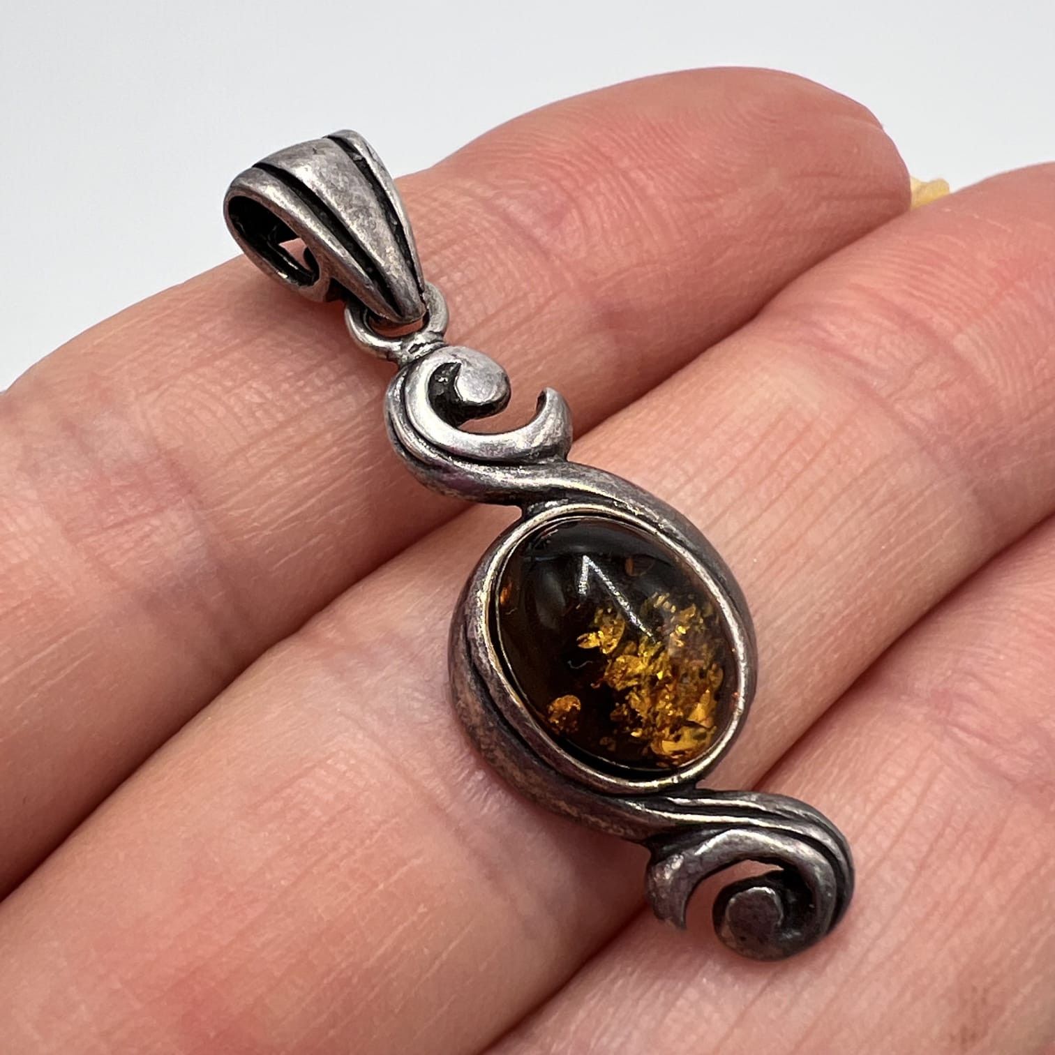 Sterling Silver Vintage 925 Sterling Silver Pendant with Natural Amber Size ONE SIZE - 8 Thumbnail
