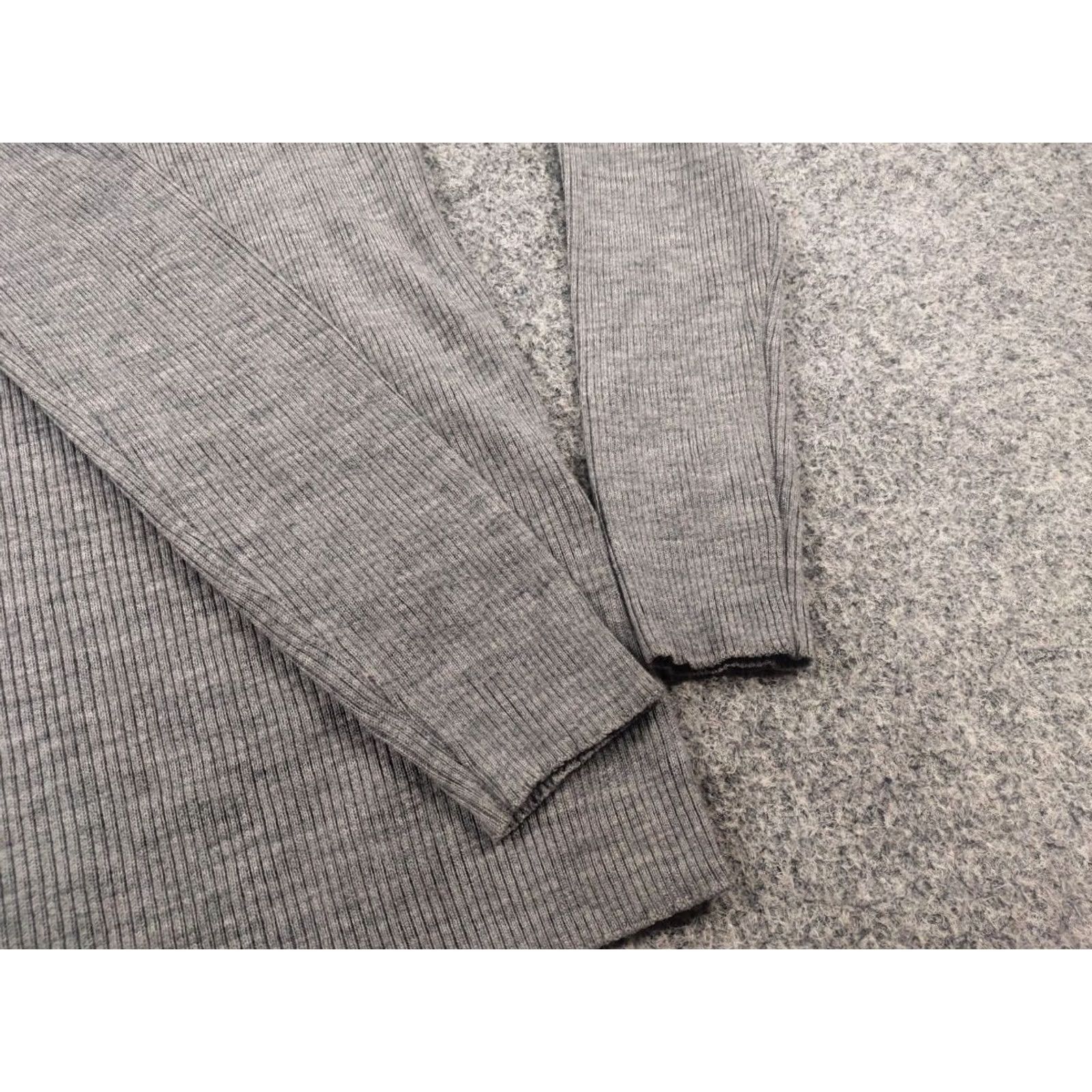 John Smedley John Smedley England gray Crewneck Wool Sweater Long sleeve S Men's Pullover Knit Solid - Size US S / EU 44-46 / 1 - 5 Thumbnail